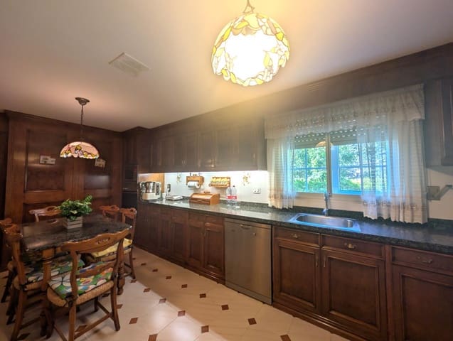5 sypialnia Willa na sprzedaż w Alcoy / Alcoi z basenem garażem - 597 800 € (Ref: 9686588)