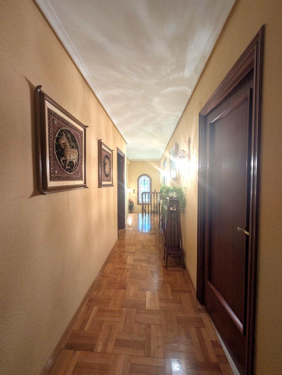 5 bedroom Villa for sale in Alcoy / Alcoi with pool garage - € 597,800 (Ref: 9686588)