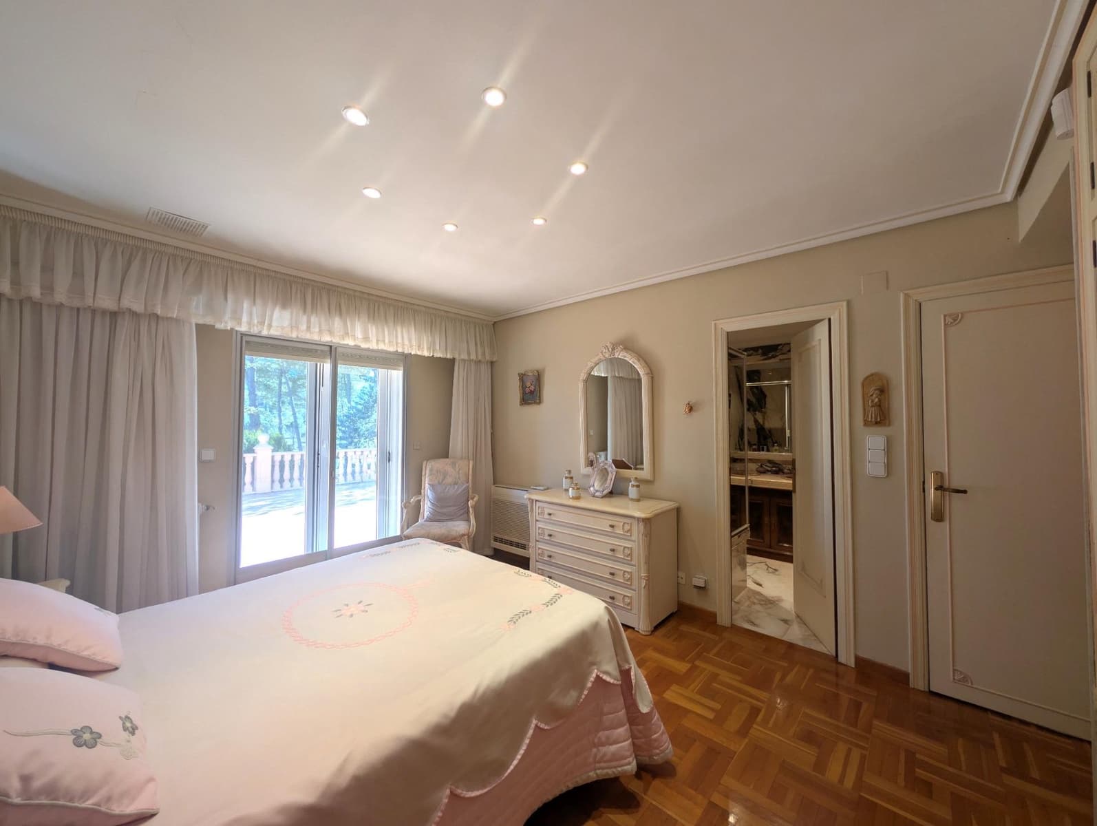 5 bedroom Villa for sale in Alcoy / Alcoi with pool garage - € 597,800 (Ref: 9686588)
