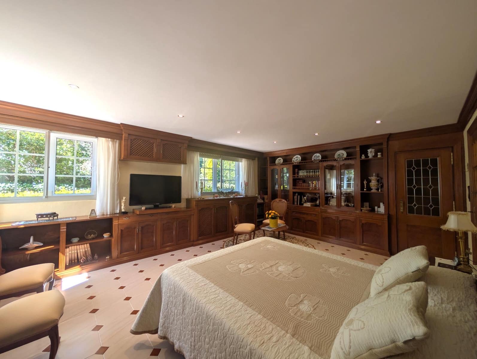 5 bedroom Villa for sale in Alcoy / Alcoi with pool garage - € 597,800 (Ref: 9686588)