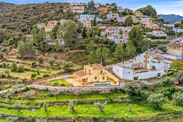 Chalet de 4 habitaciones en Orba en venta con garaje - 450.000 € (Ref: 9732369)