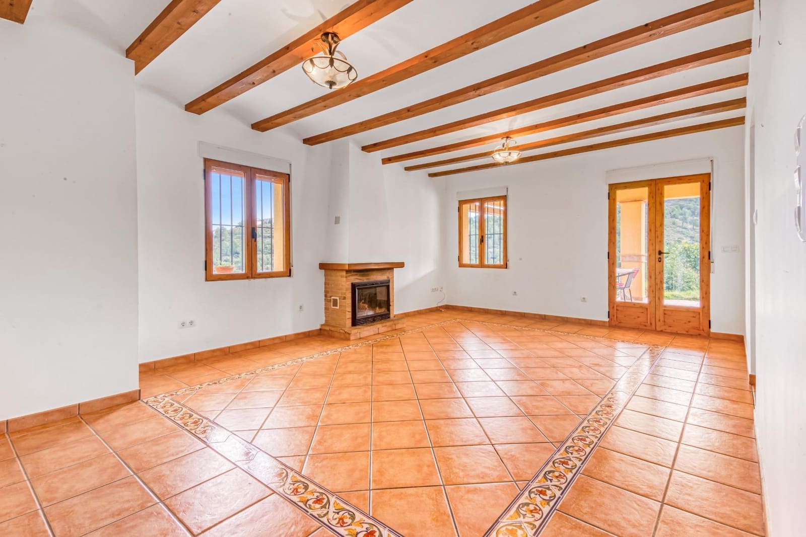 4 chambre Villa/Maison à vendre à Orba avec garage - 450 000 € (Ref: 9732369)