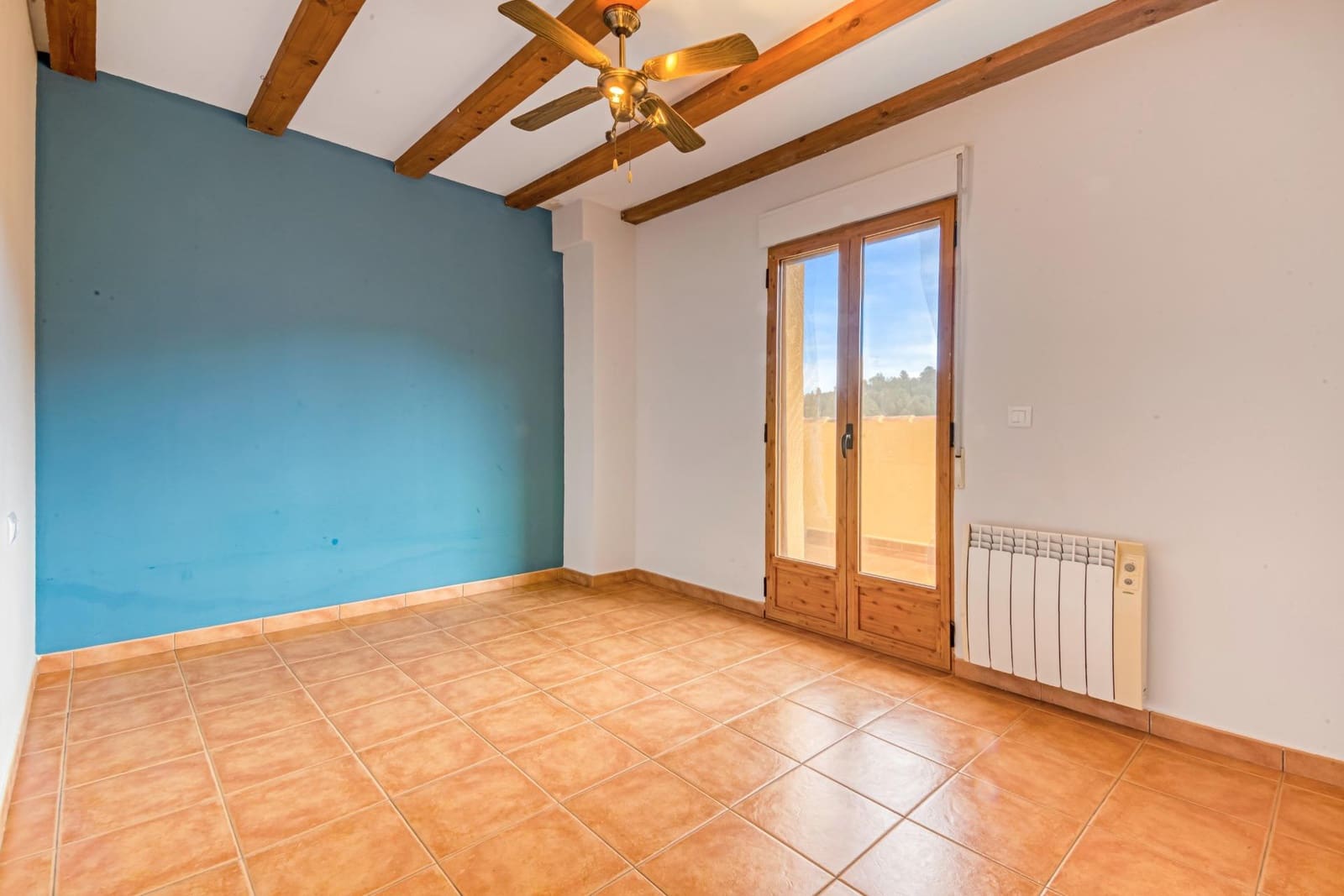 4 chambre Villa/Maison à vendre à Orba avec garage - 450 000 € (Ref: 9732369)