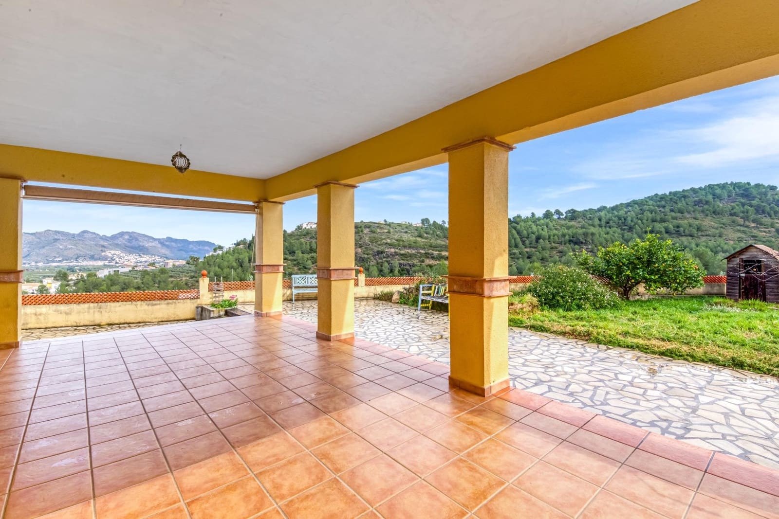 4 chambre Villa/Maison à vendre à Orba avec garage - 450 000 € (Ref: 9732369)