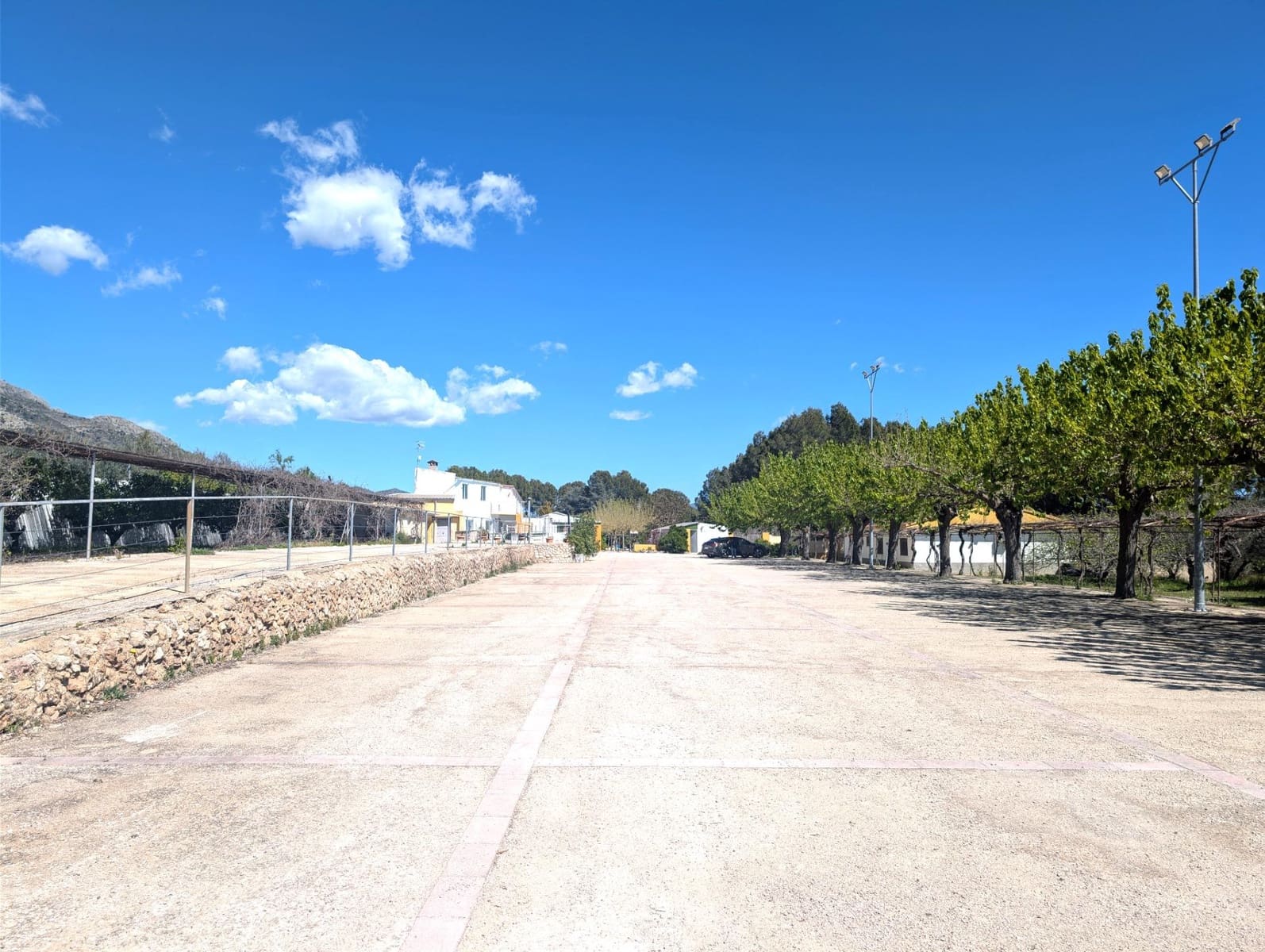 Finca/Casa Rural de 5 habitaciones en Gaianes en venta con garaje - 484.000 € (Ref: 9741849)