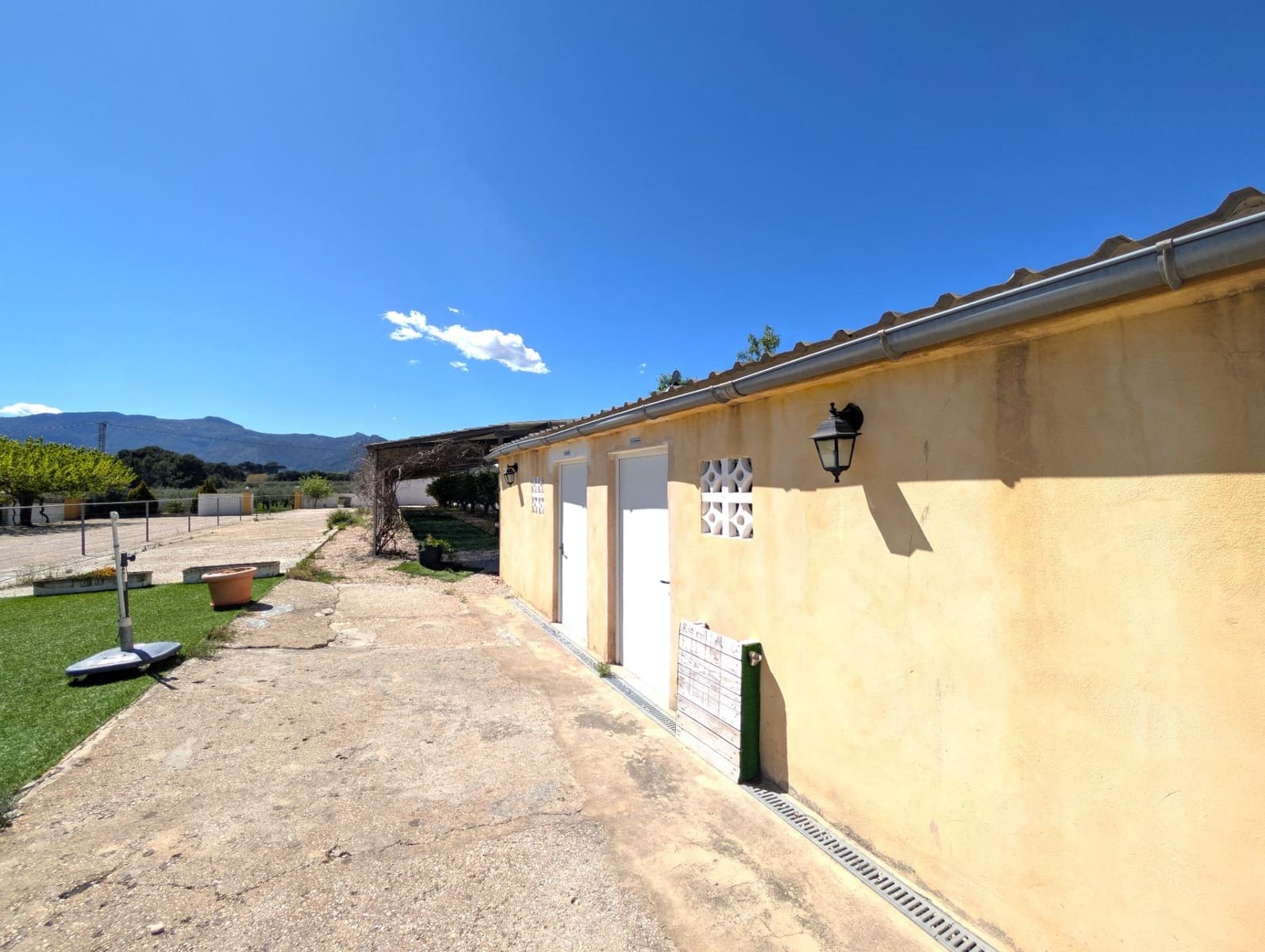 Finca/Casa Rural de 5 habitaciones en Gaianes en venta con garaje - 484.000 € (Ref: 9741849)