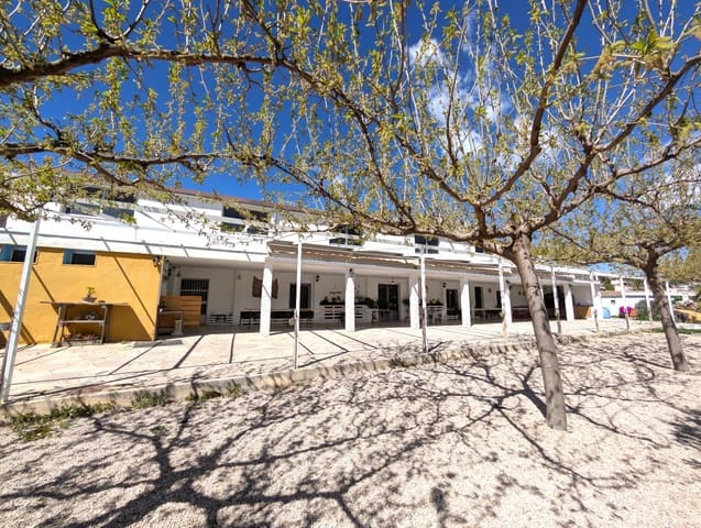 Finca/Casa Rural de 5 habitaciones en Gaianes en venta con garaje - 484.000 € (Ref: 9741849)