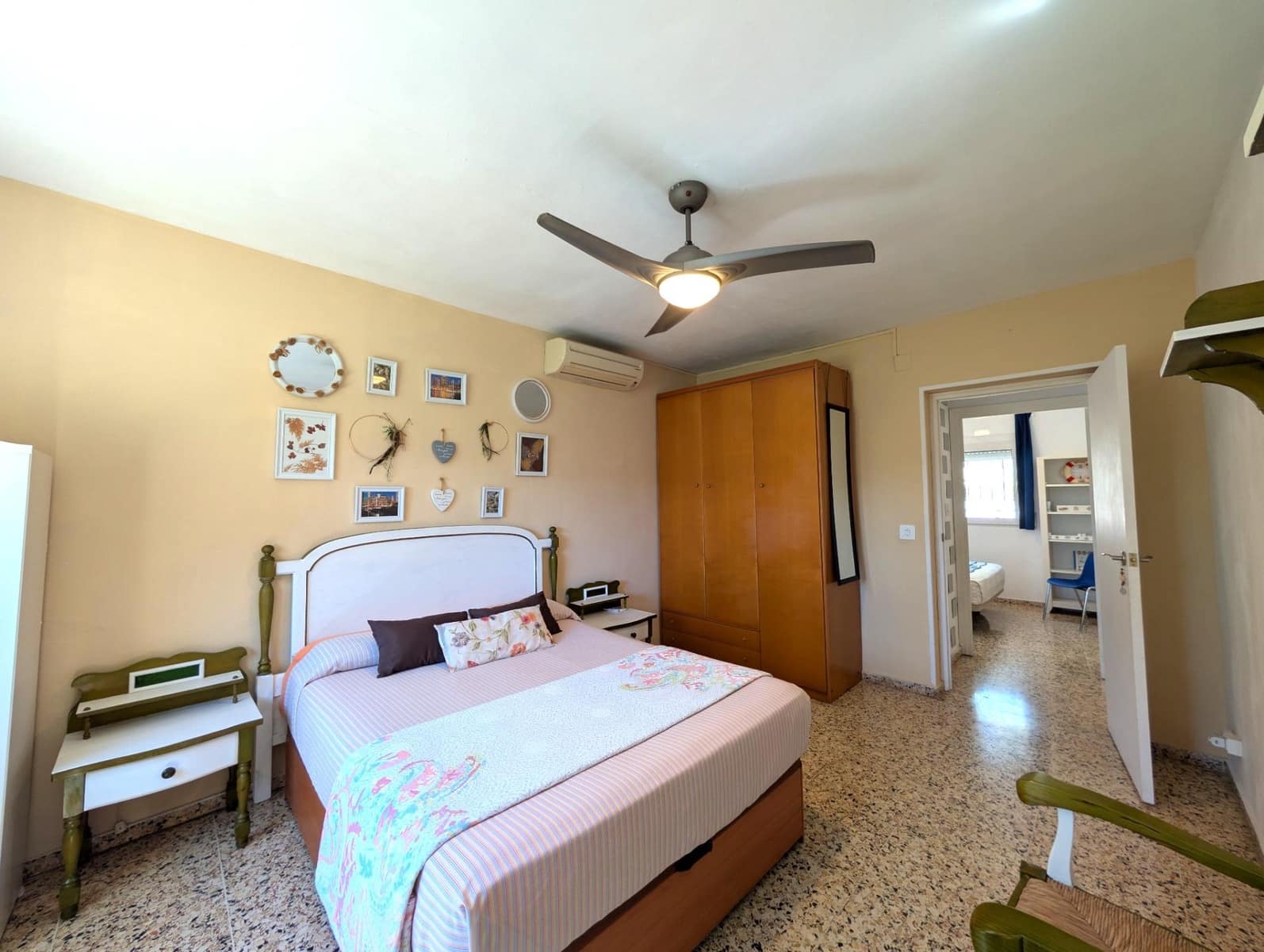 5 Zimmer Villa zu verkaufen in Gaianes mit Garage - 484.000 € (Ref: 9741849)