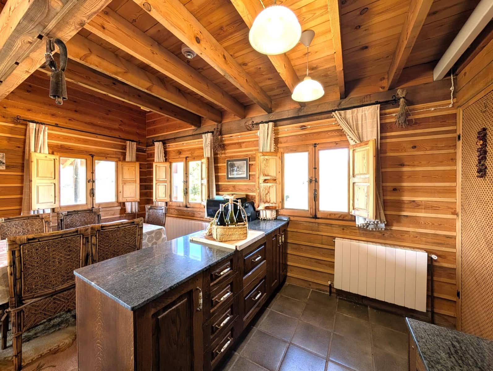 4 soverom Finca/Herregård til salgs i Moratalla - € 950 000 (Ref: 9799408)