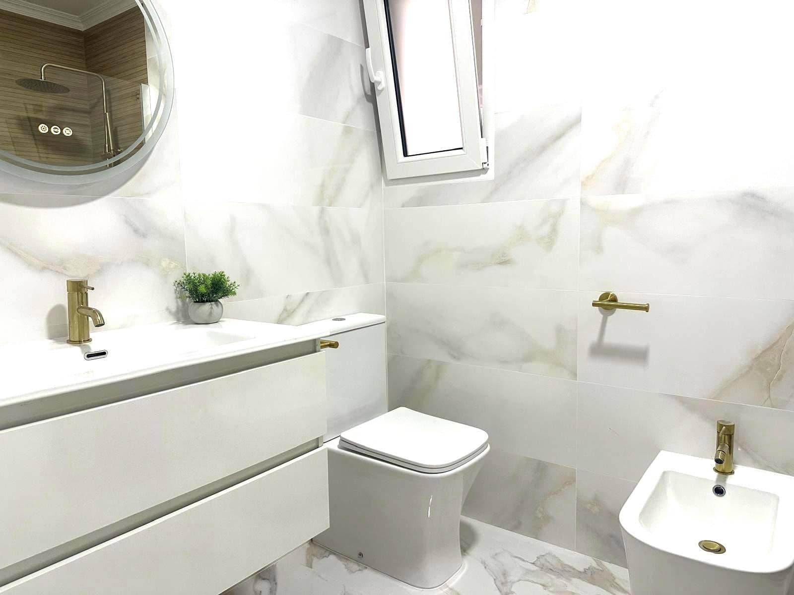 3 quarto Apartamento para venda em Elche / Elx - 220 000 € (Ref: 9800648)