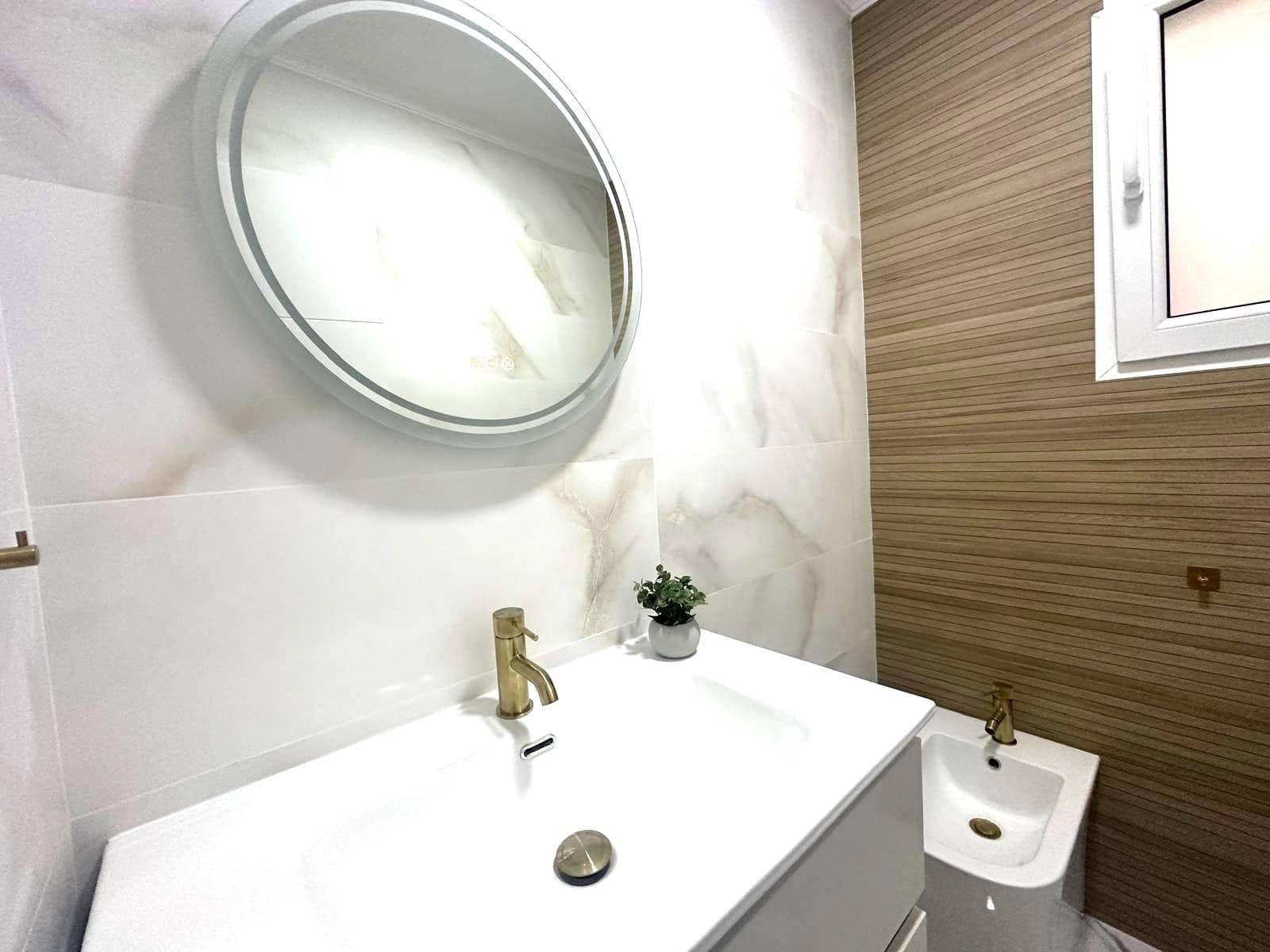 3 quarto Apartamento para venda em Elche / Elx - 220 000 € (Ref: 9800648)