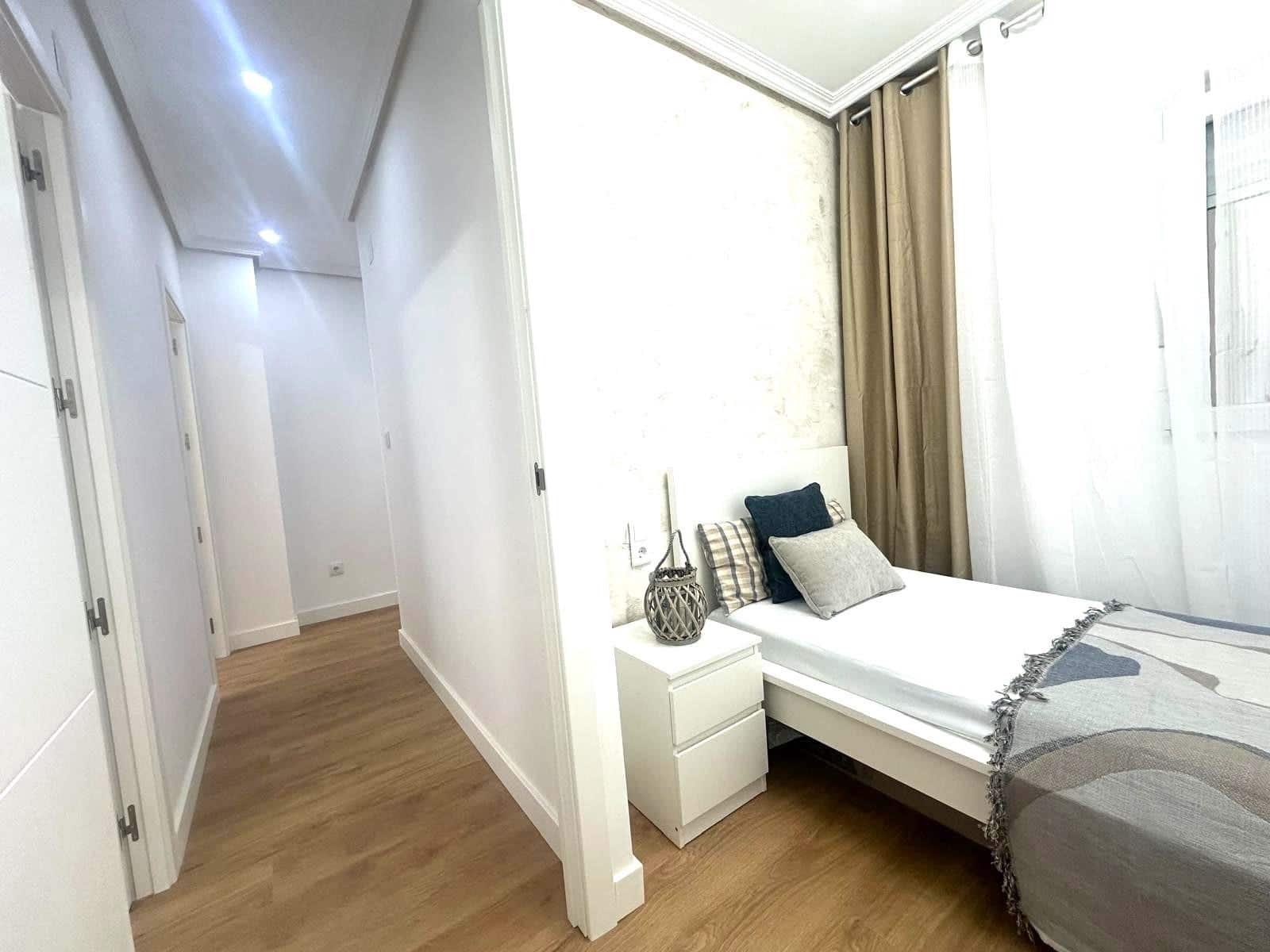 3 quarto Apartamento para venda em Elche / Elx - 220 000 € (Ref: 9800648)