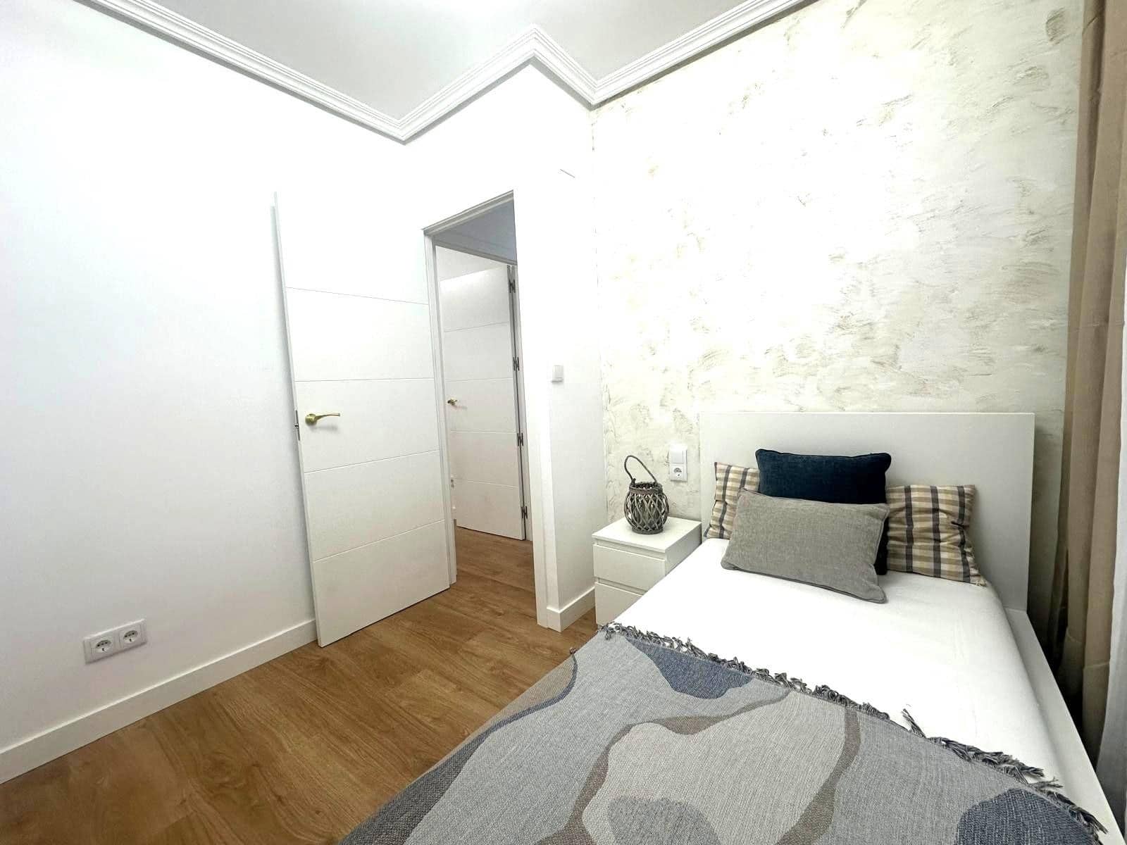 3 quarto Apartamento para venda em Elche / Elx - 220 000 € (Ref: 9800648)