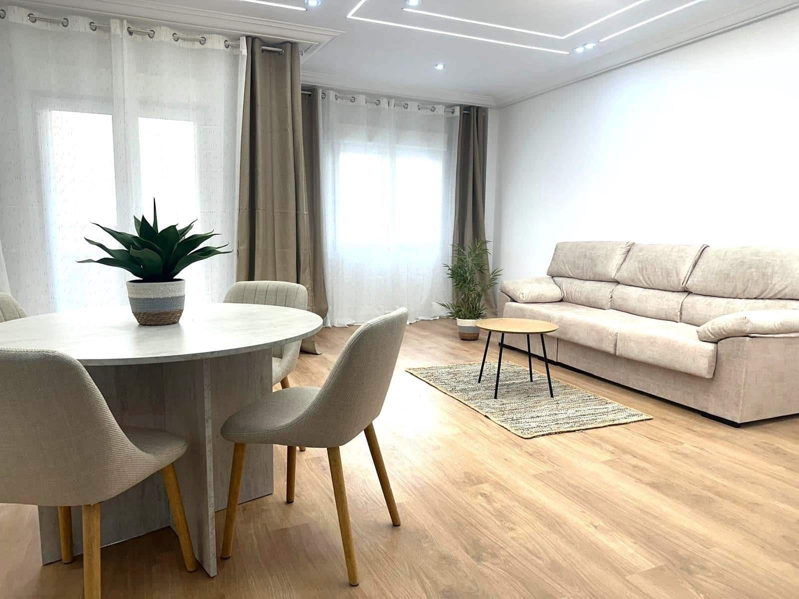 3 quarto Apartamento para venda em Elche / Elx - 220 000 € (Ref: 9800648)