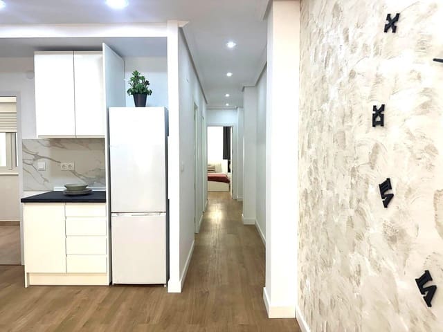 3 slaapkamer Flat te koop in Carrús Oest - El Toscar, Elche / Elx - € 205.000 (Ref: 9800648)