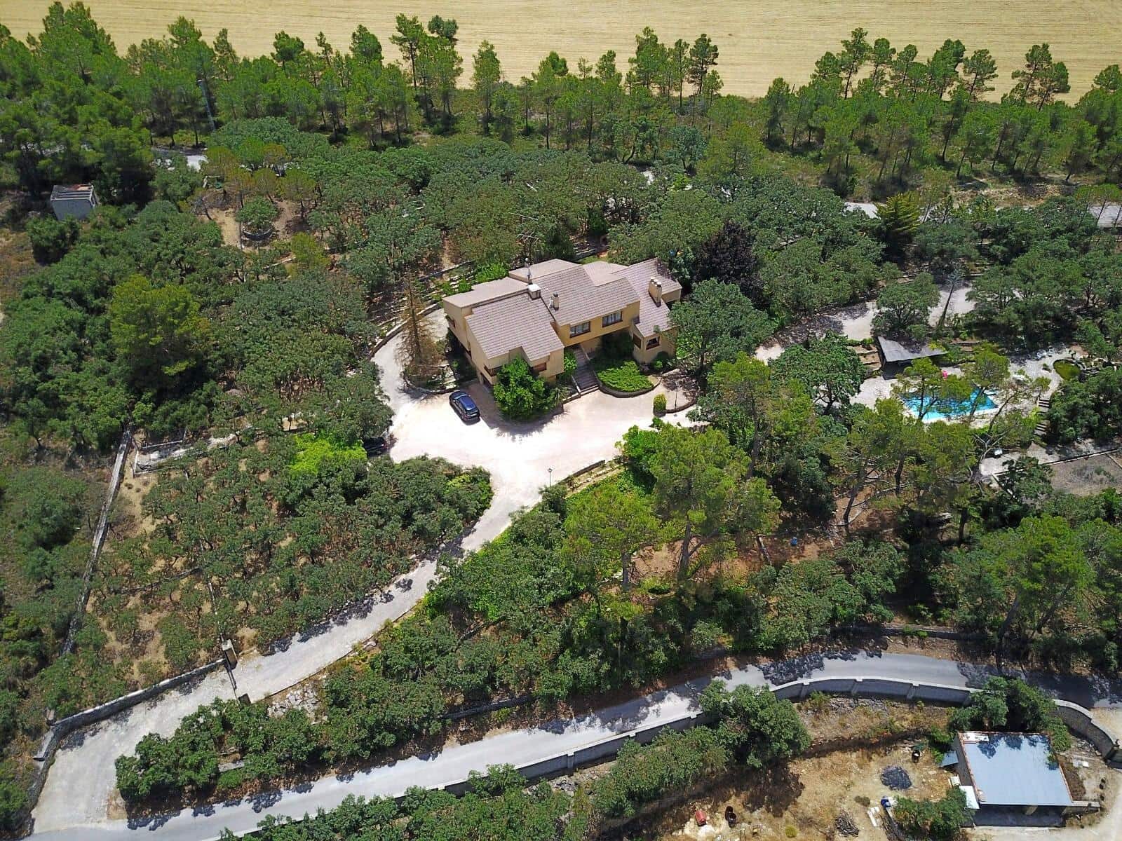 5 bedroom Villa for sale in Alcoy / Alcoi with pool garage - € 665,000 (Ref: 9840384)