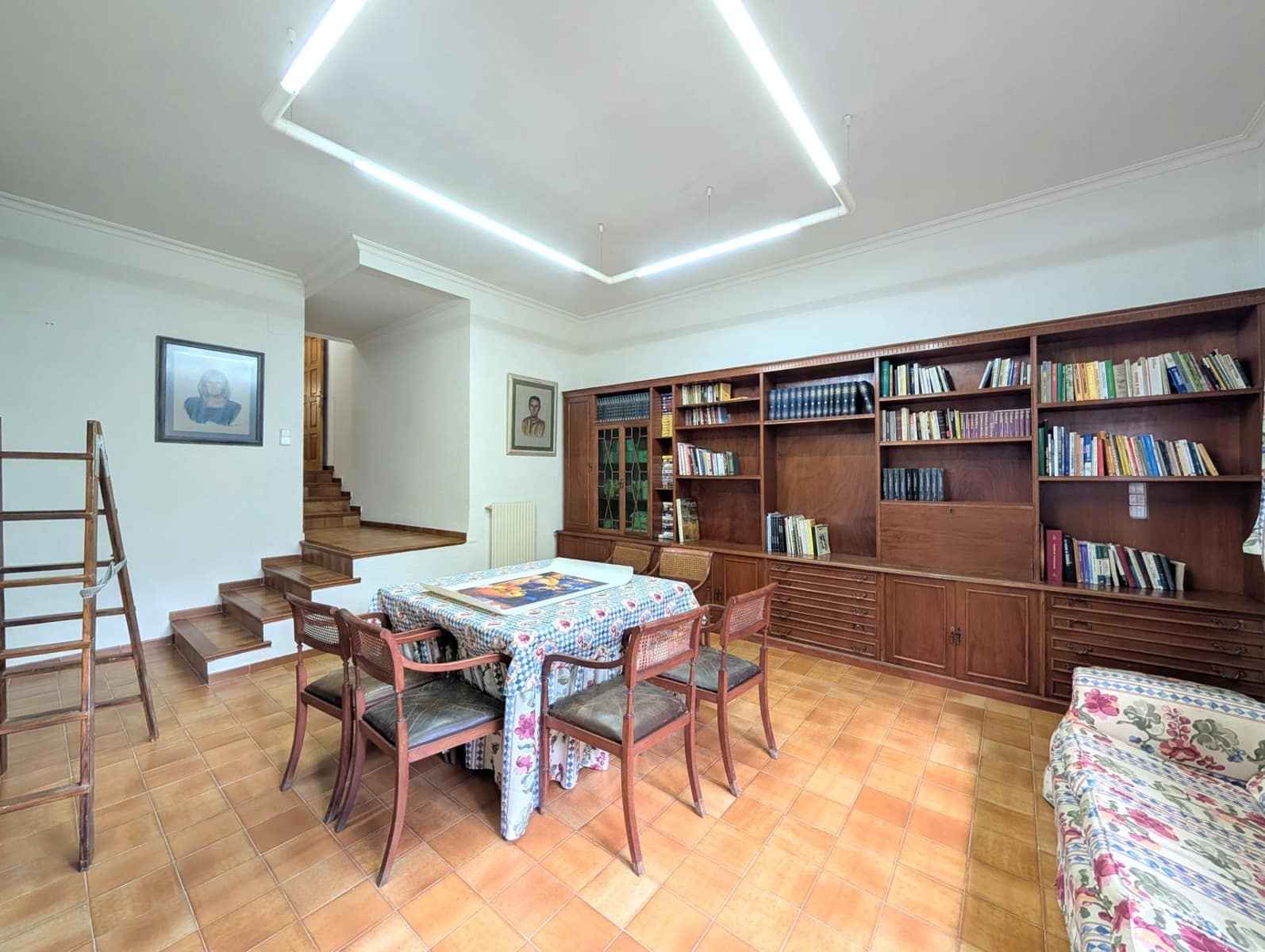 5 bedroom Villa for sale in Alcoy / Alcoi with pool garage - € 665,000 (Ref: 9840384)