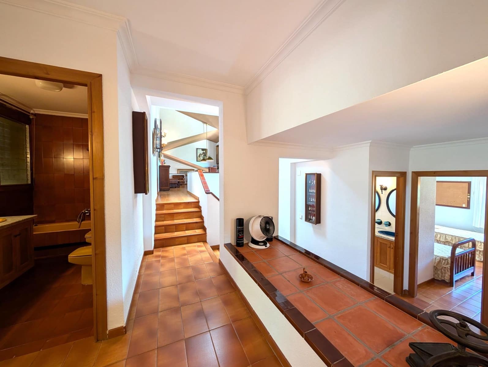 5 bedroom Villa for sale in Alcoy / Alcoi with pool garage - € 665,000 (Ref: 9840384)