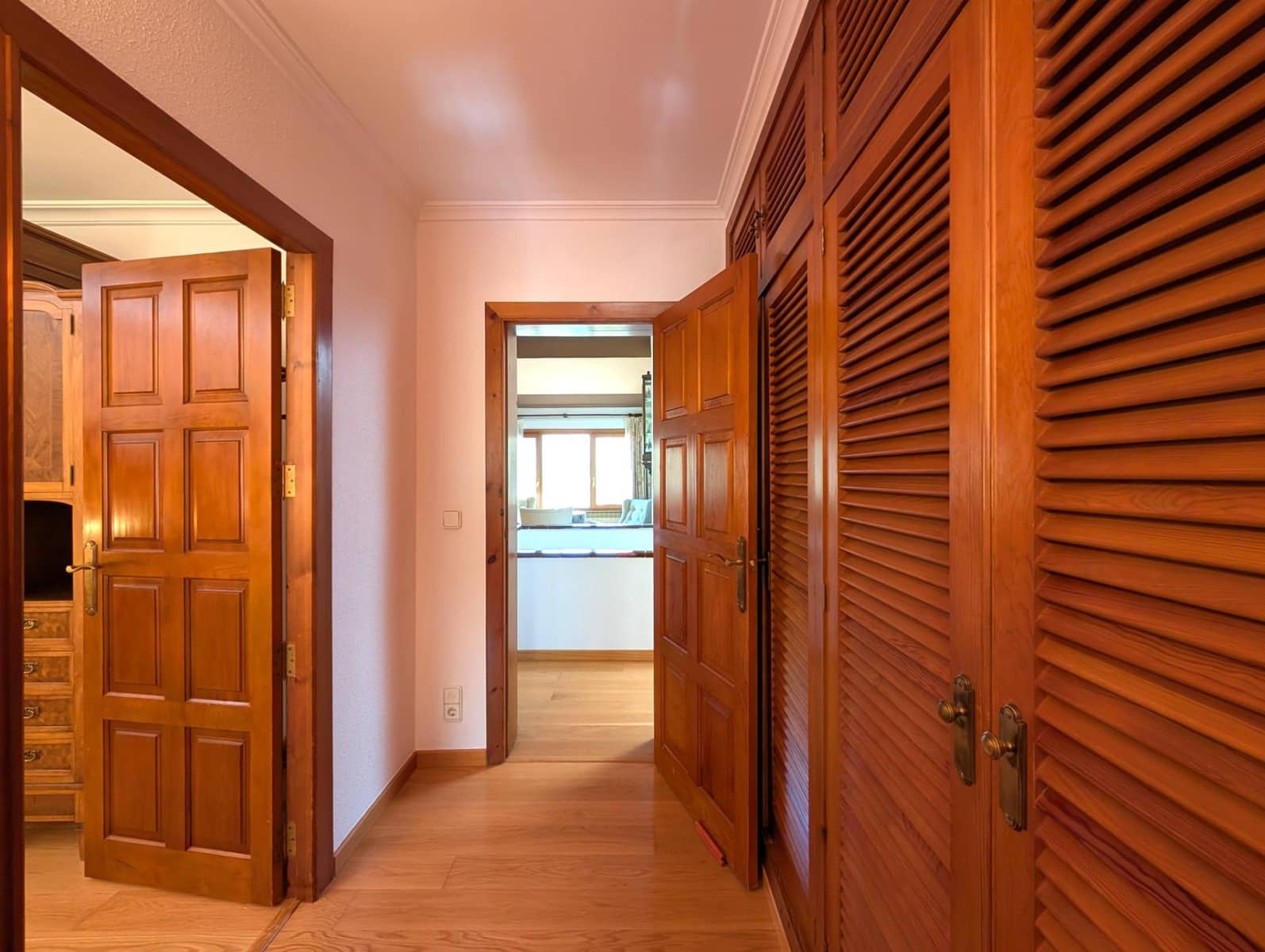 5 bedroom Villa for sale in Alcoy / Alcoi with pool garage - € 665,000 (Ref: 9840384)