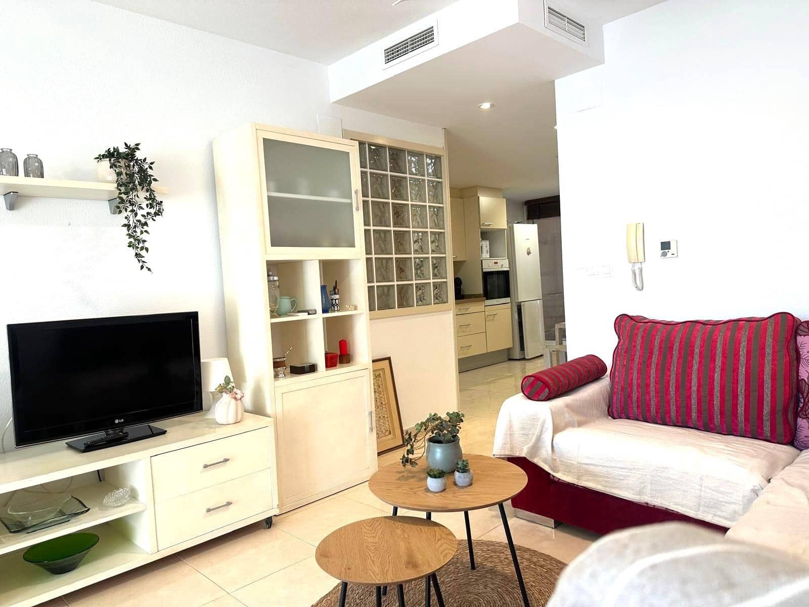 3 sypialnia Apartament przy plaży do wynajęcia w El Campello - 1 500 € (Ref: 9871928)