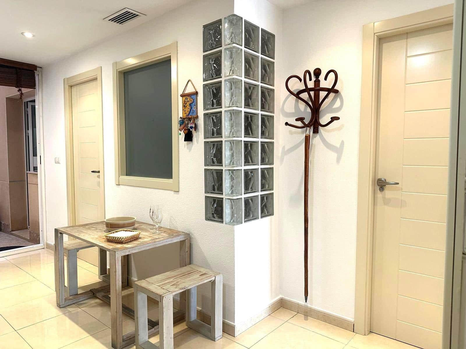 3 sypialnia Apartament przy plaży do wynajęcia w El Campello - 1 500 € (Ref: 9871928)