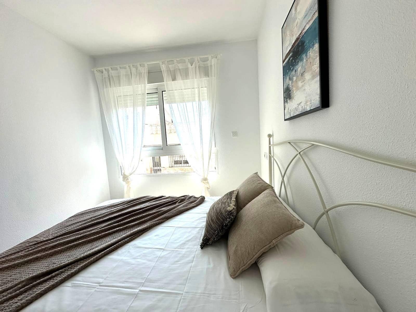 3 sypialnia Apartament przy plaży do wynajęcia w El Campello - 1 500 € (Ref: 9871928)
