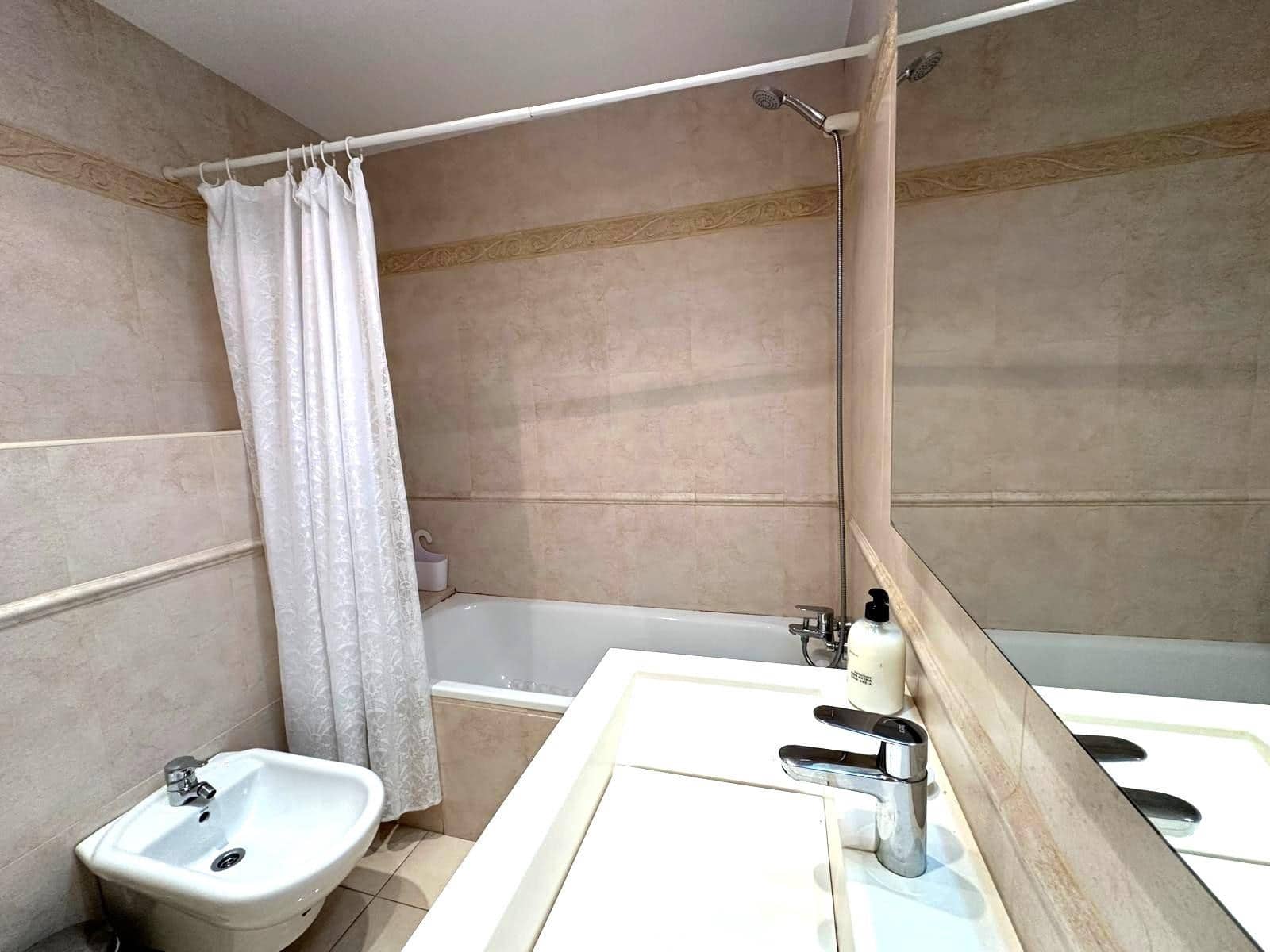 3 sypialnia Apartament przy plaży do wynajęcia w El Campello - 1 500 € (Ref: 9871928)