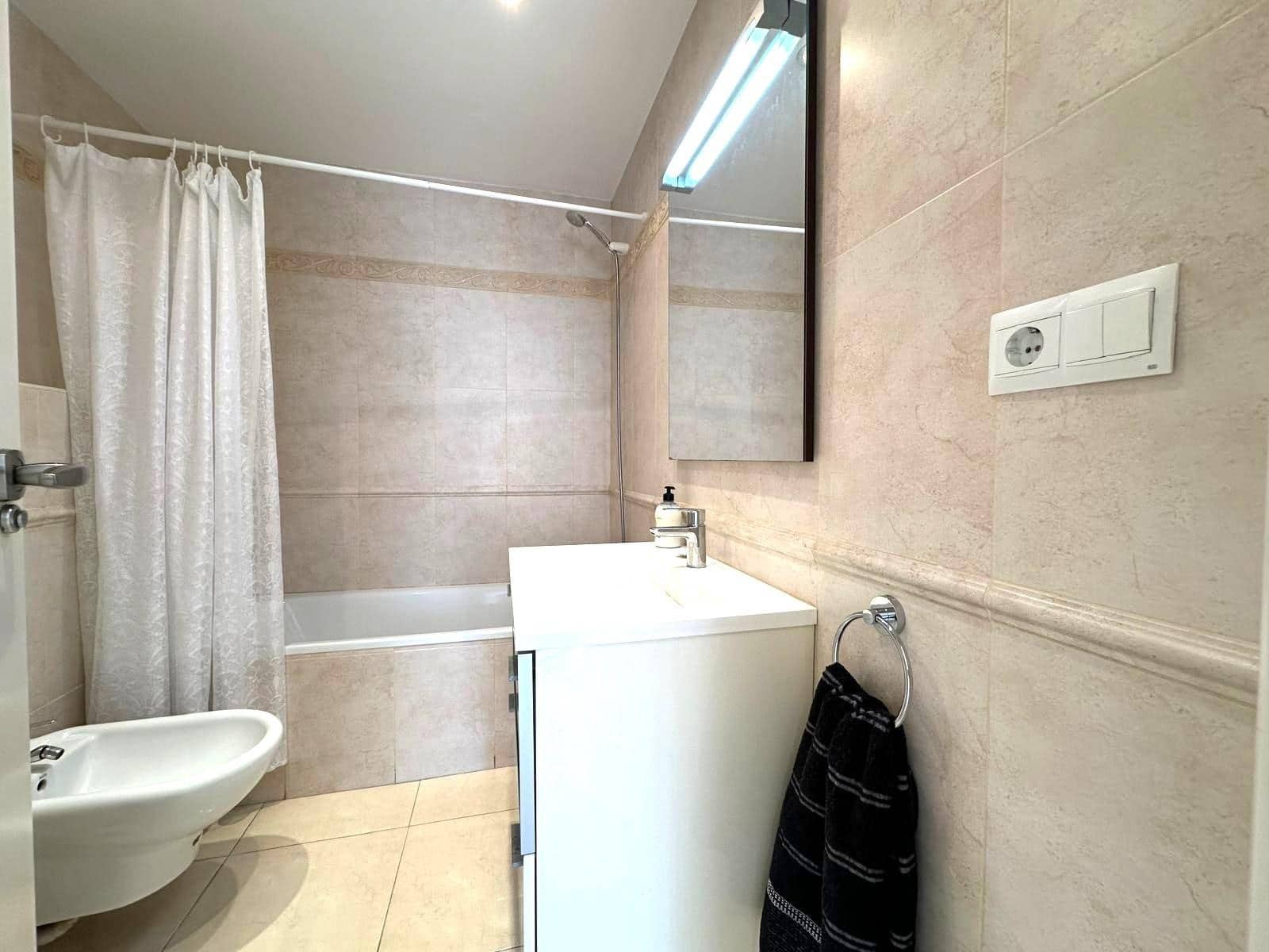 3 sypialnia Apartament przy plaży do wynajęcia w El Campello - 1 500 € (Ref: 9871928)