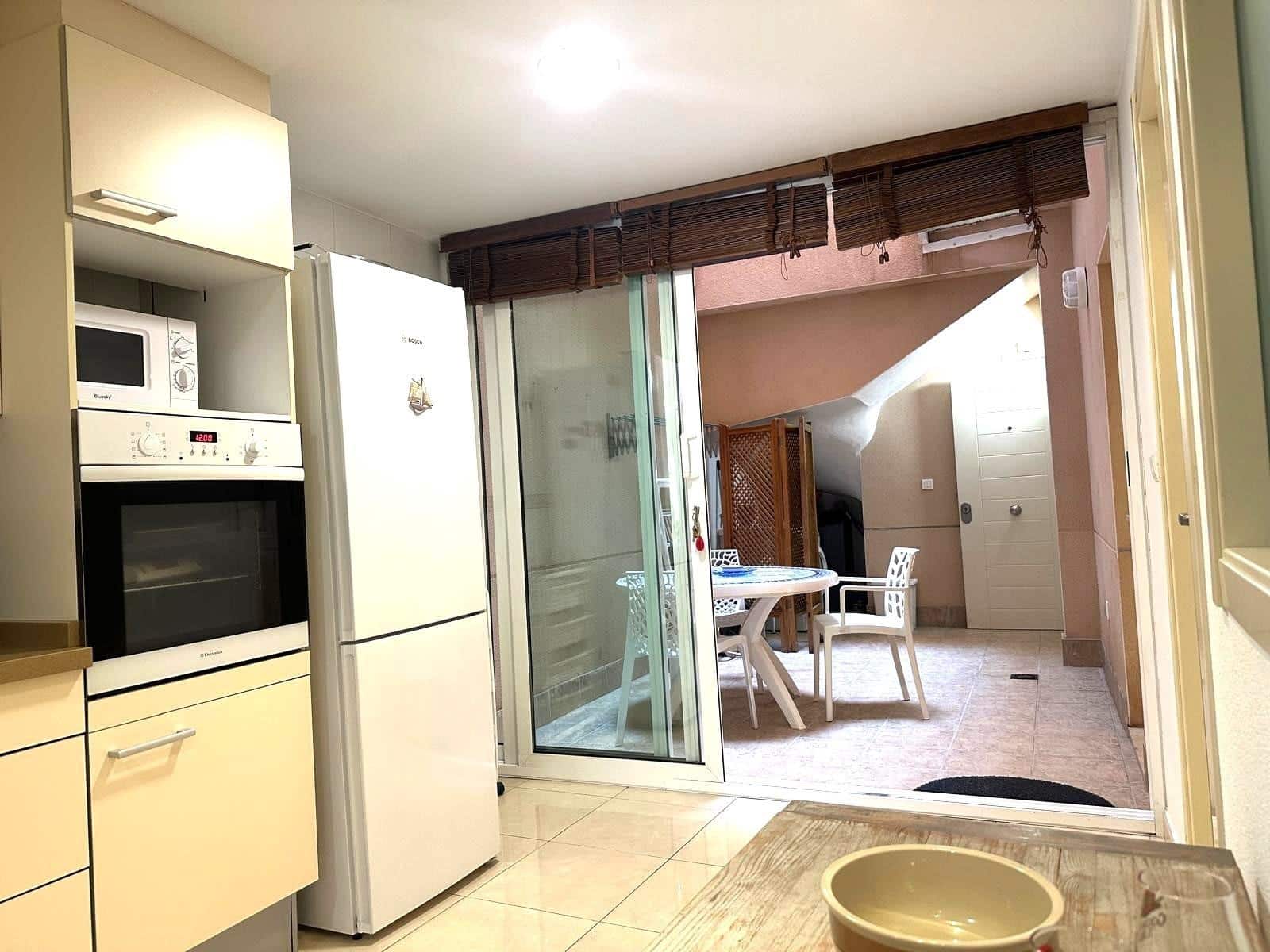 3 sypialnia Apartament przy plaży do wynajęcia w El Campello - 1 500 € (Ref: 9871928)