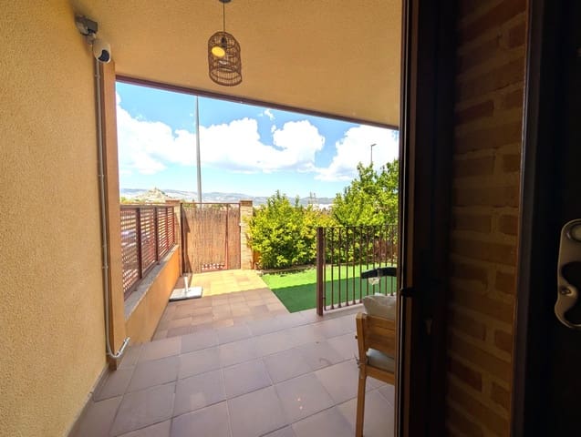 3 quarto Moradia em Banda para venda em Castalla com garagem - 298 000 € (Ref: 9938326)