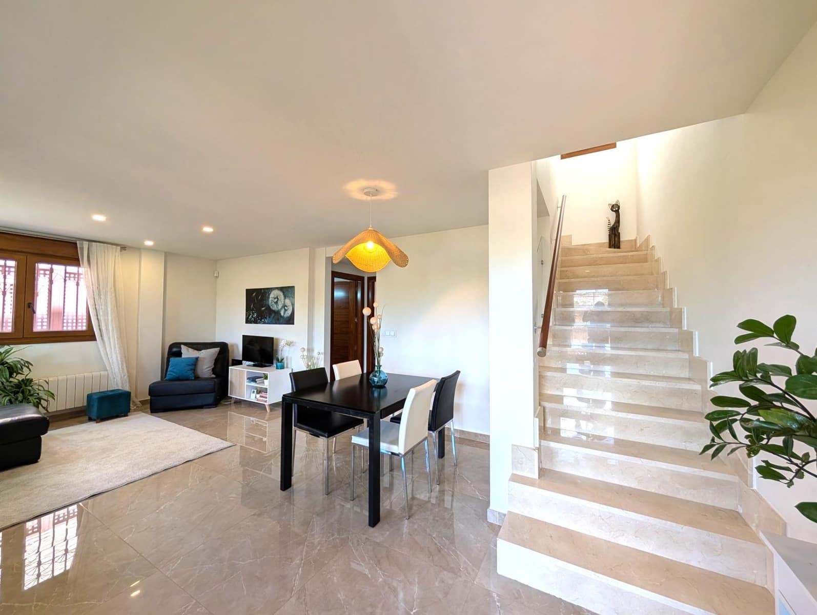 3 quarto Moradia em Banda para venda em Castalla com garagem - 298 000 € (Ref: 9938326)