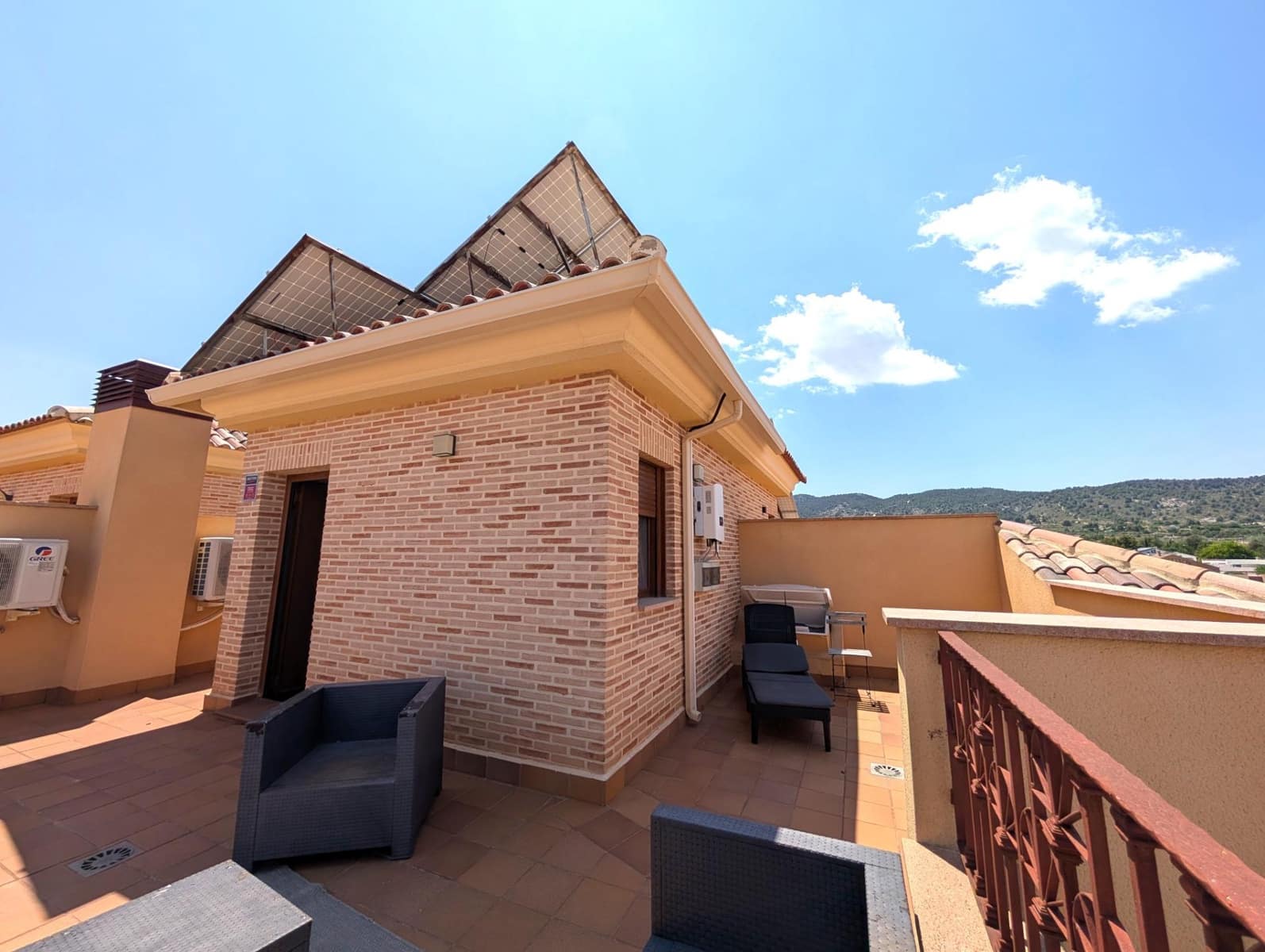 3 quarto Moradia em Banda para venda em Castalla com garagem - 298 000 € (Ref: 9938326)