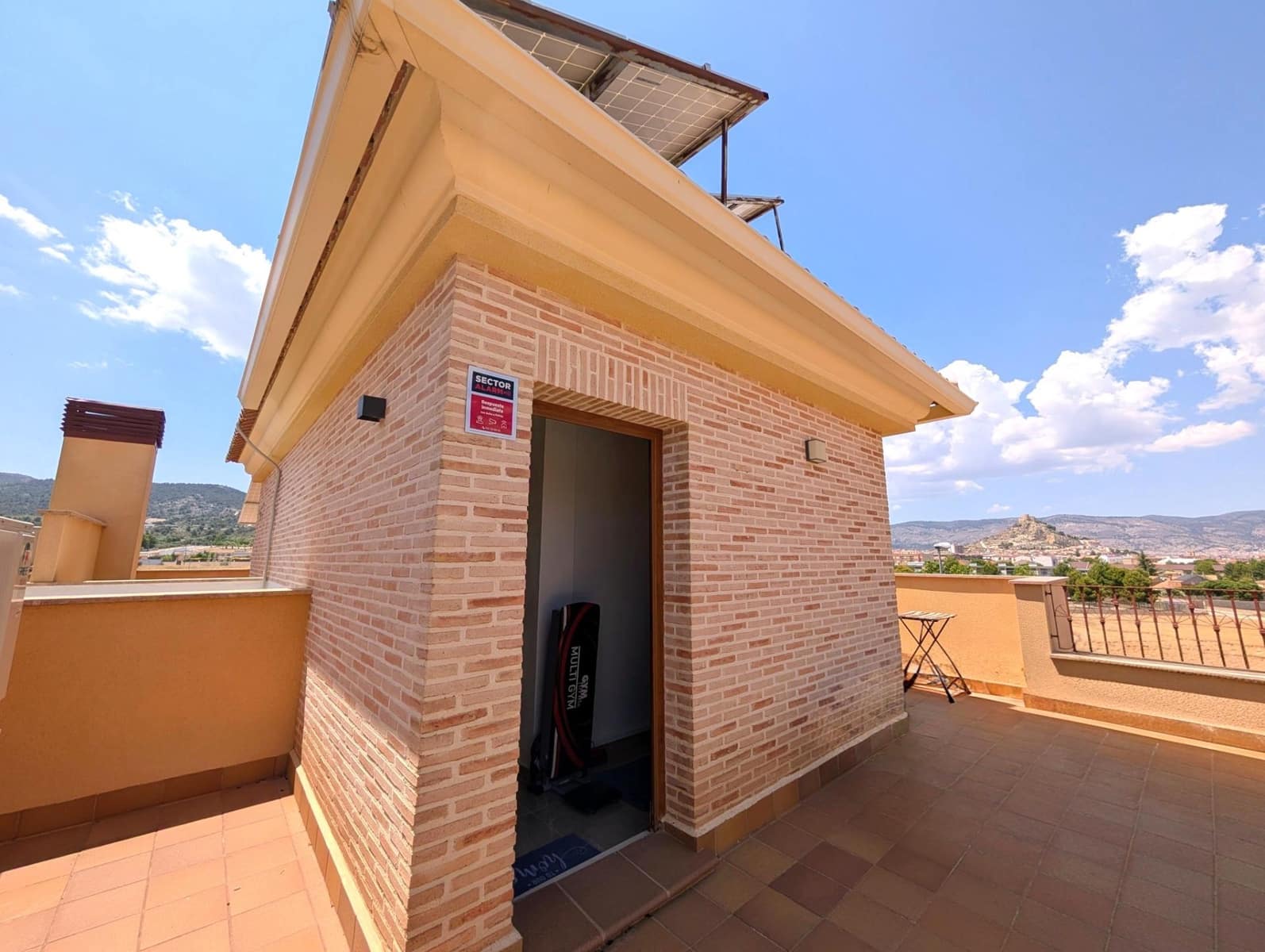 3 quarto Moradia em Banda para venda em Castalla com garagem - 298 000 € (Ref: 9938326)