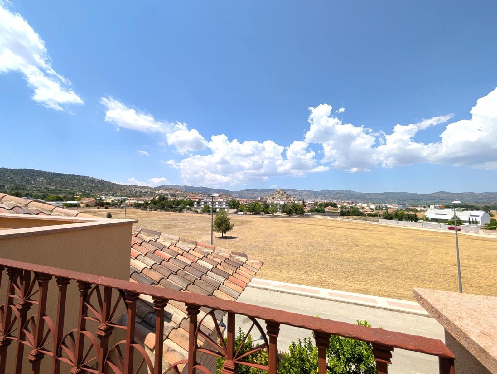 3 quarto Moradia em Banda para venda em Castalla com garagem - 298 000 € (Ref: 9938326)