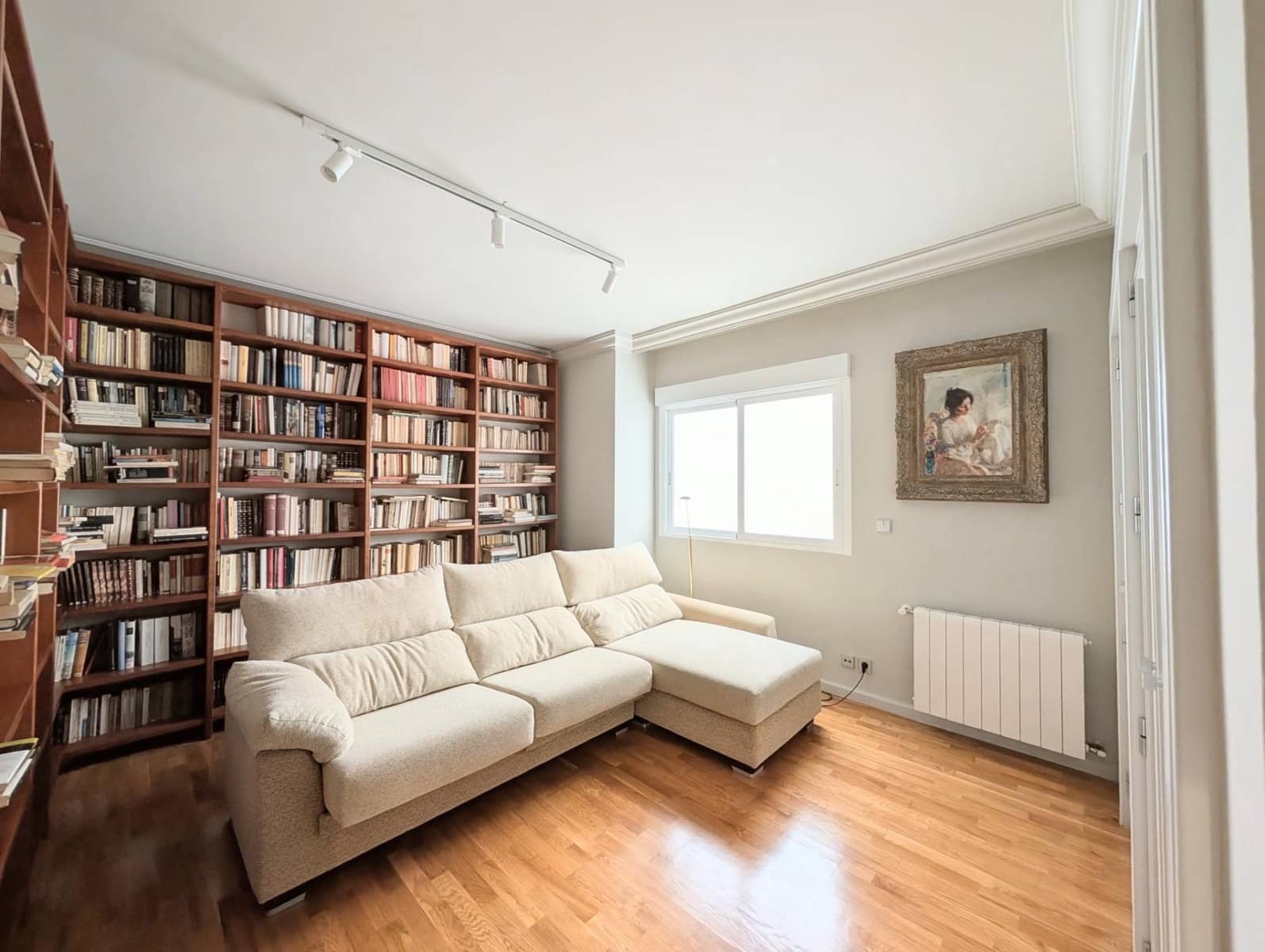 5 bedroom Flat for sale in Alicante / Alacant city with garage - € 850,000 (Ref: 9966735)