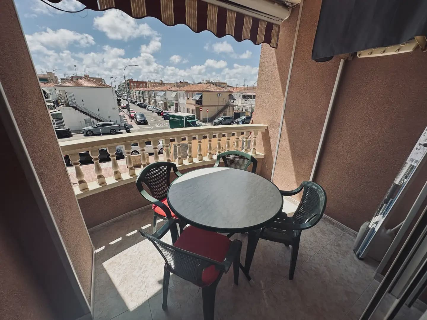 2 sypialnia Mieszkanie do wynajęcia w Santa Pola z basenem garażem - 900 € (Ref: 10002387)