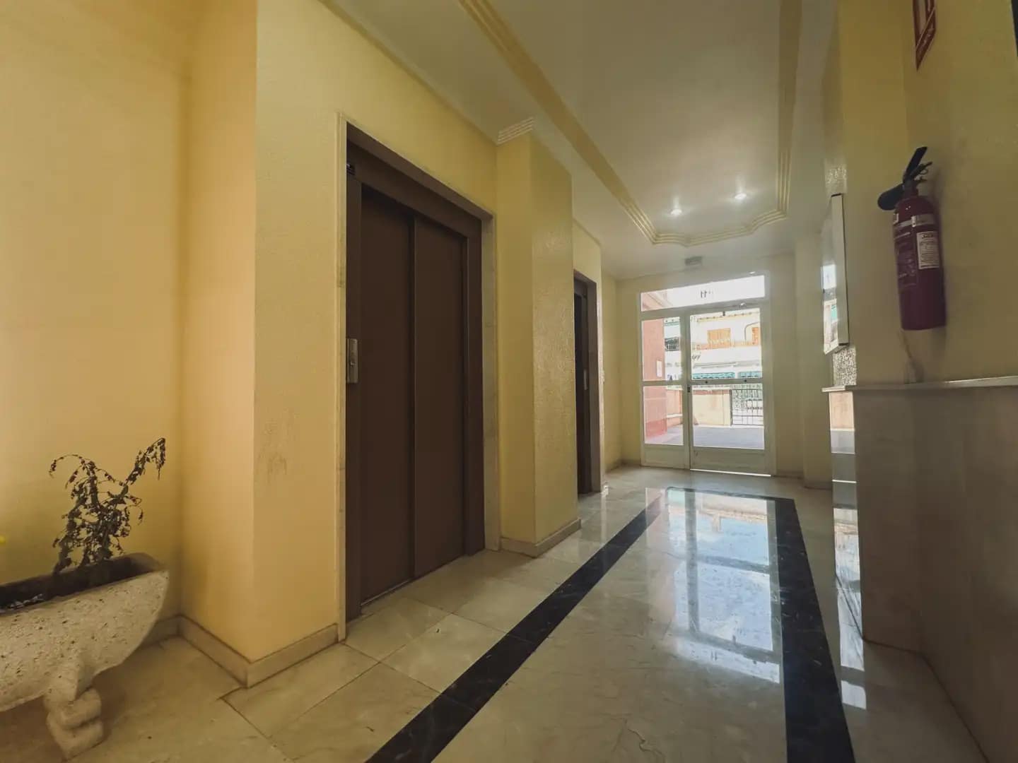 2 sypialnia Mieszkanie do wynajęcia w Santa Pola z basenem garażem - 900 € (Ref: 10002387)
