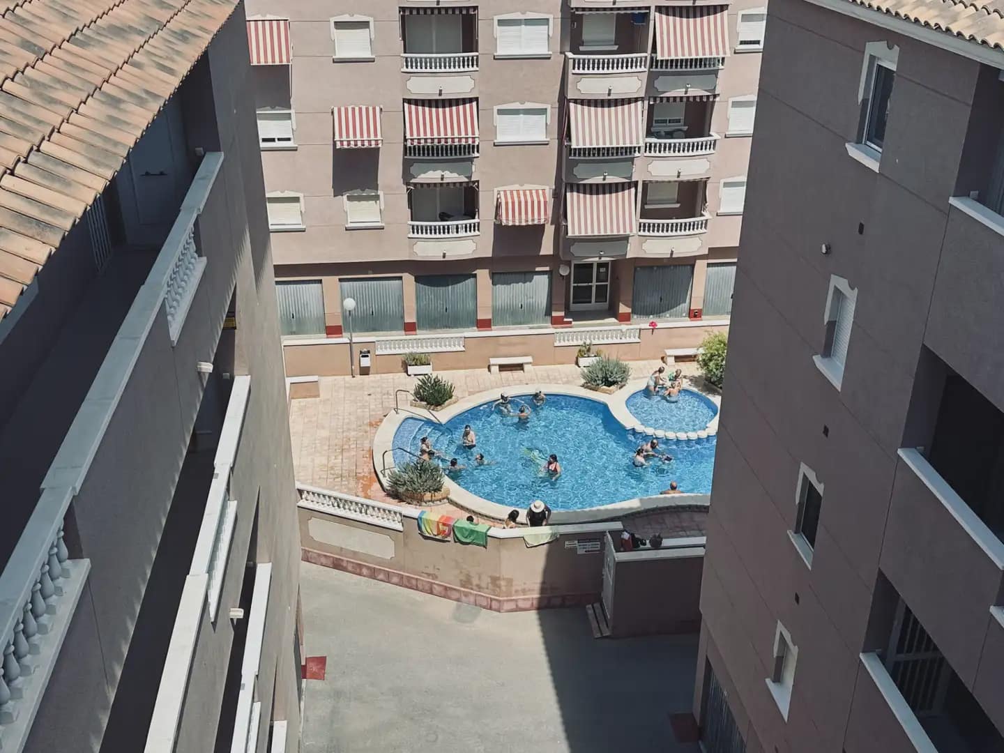 2 sypialnia Mieszkanie do wynajęcia w Santa Pola z basenem garażem - 900 € (Ref: 10002387)