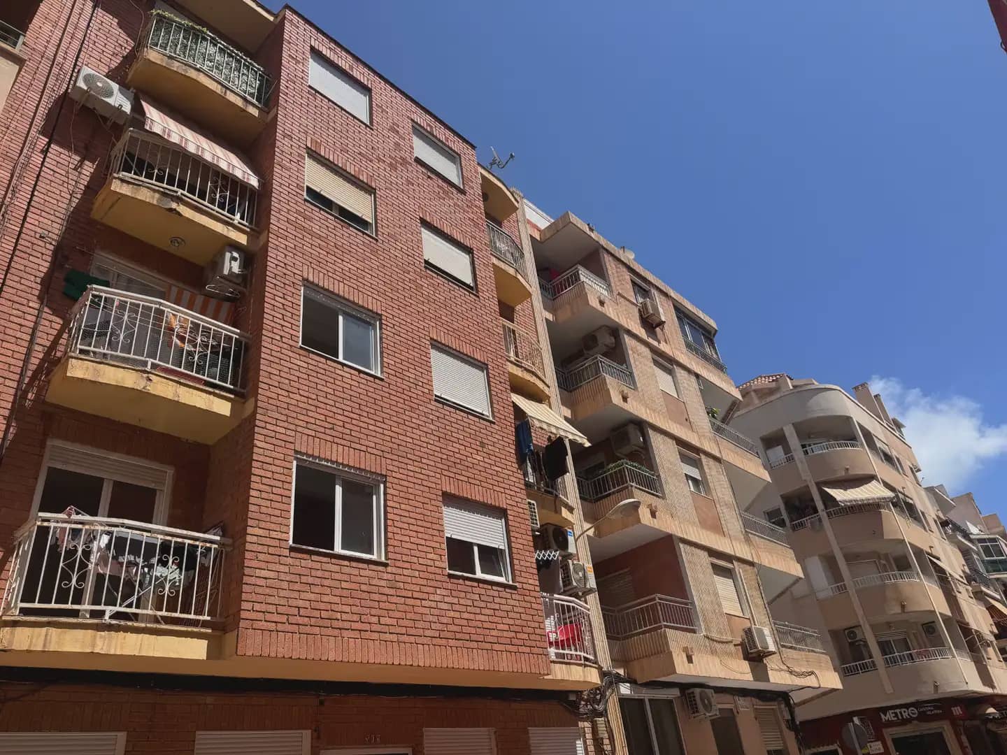 3 camera da letto Appartamento in vendita in Torrevieja - 99.990 € (Rif: 10007956)
