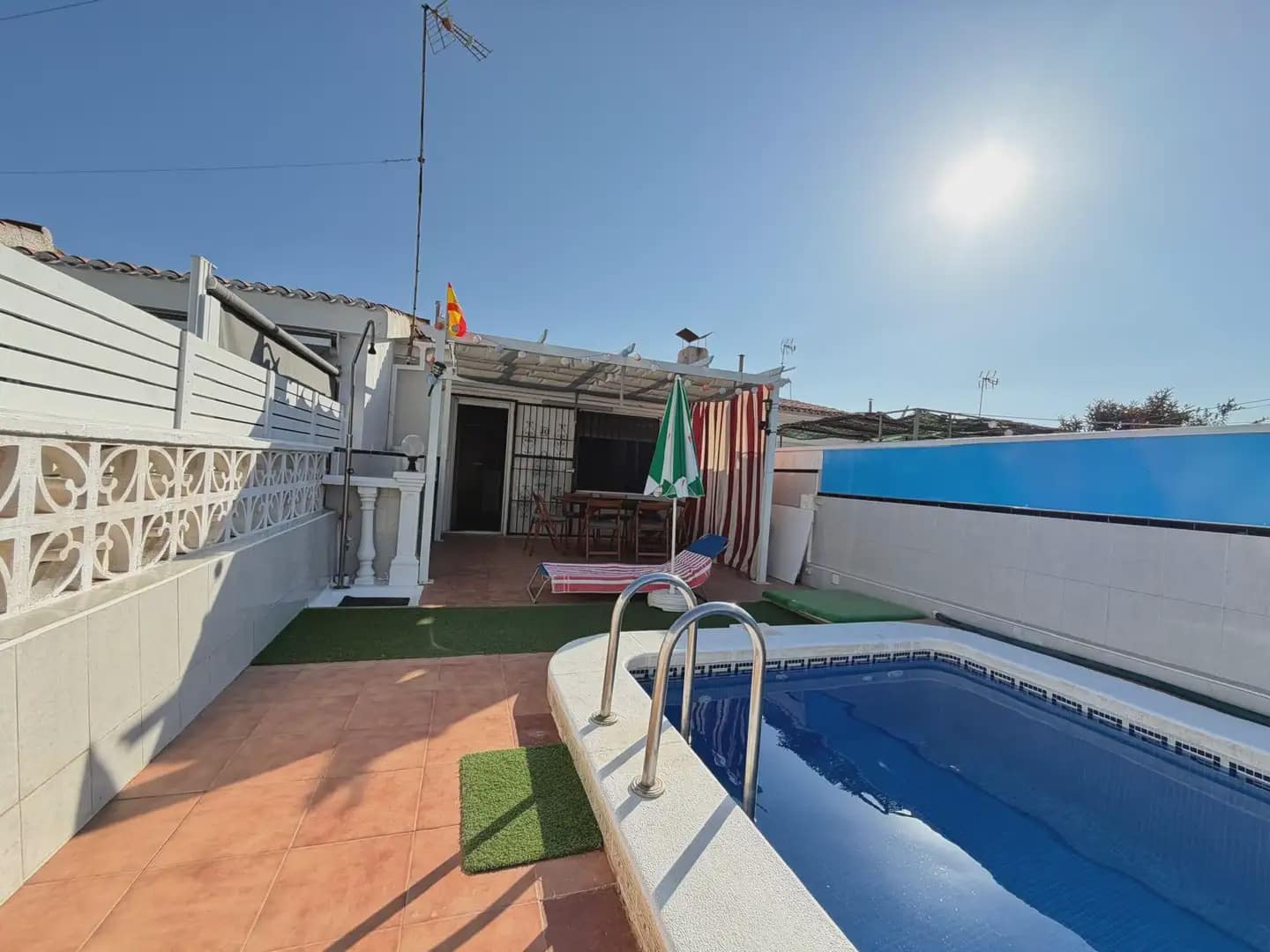 3 Zimmer Bungalow zu verkaufen in Torrevieja mit Pool - 179.990 € (Ref: 10027583)