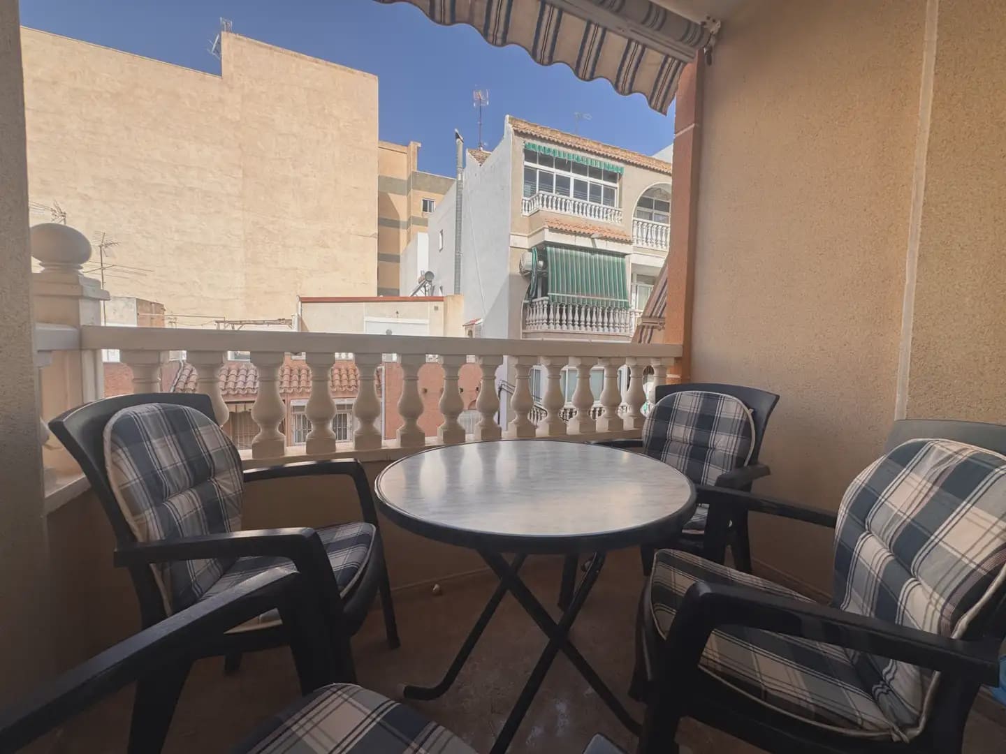 2 soveværelse Lejlighed til salg i Torrevieja med garage - € 145.000 (Ref: 10034361)