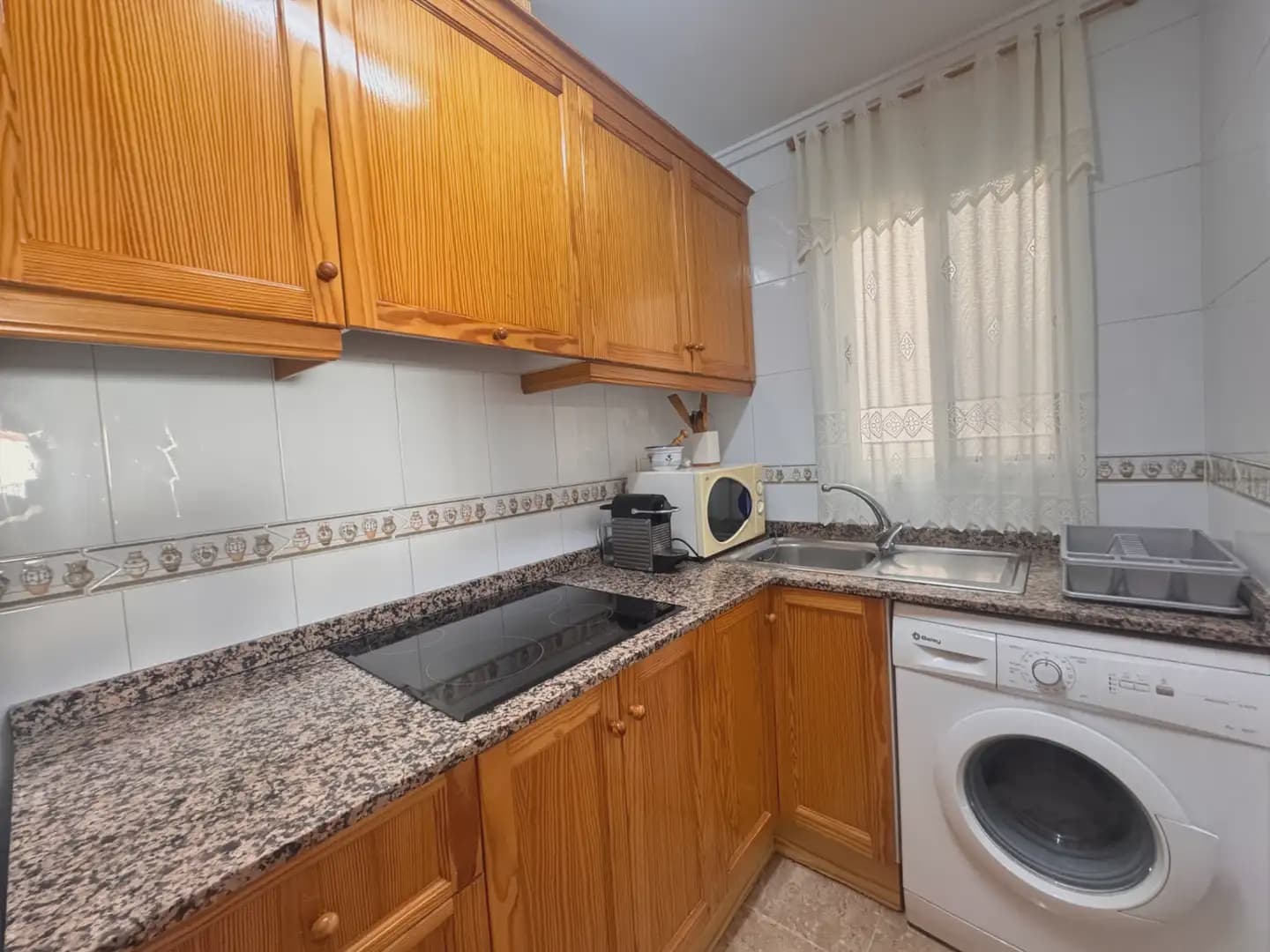 2 soveværelse Lejlighed til salg i Torrevieja med garage - € 145.000 (Ref: 10034361)