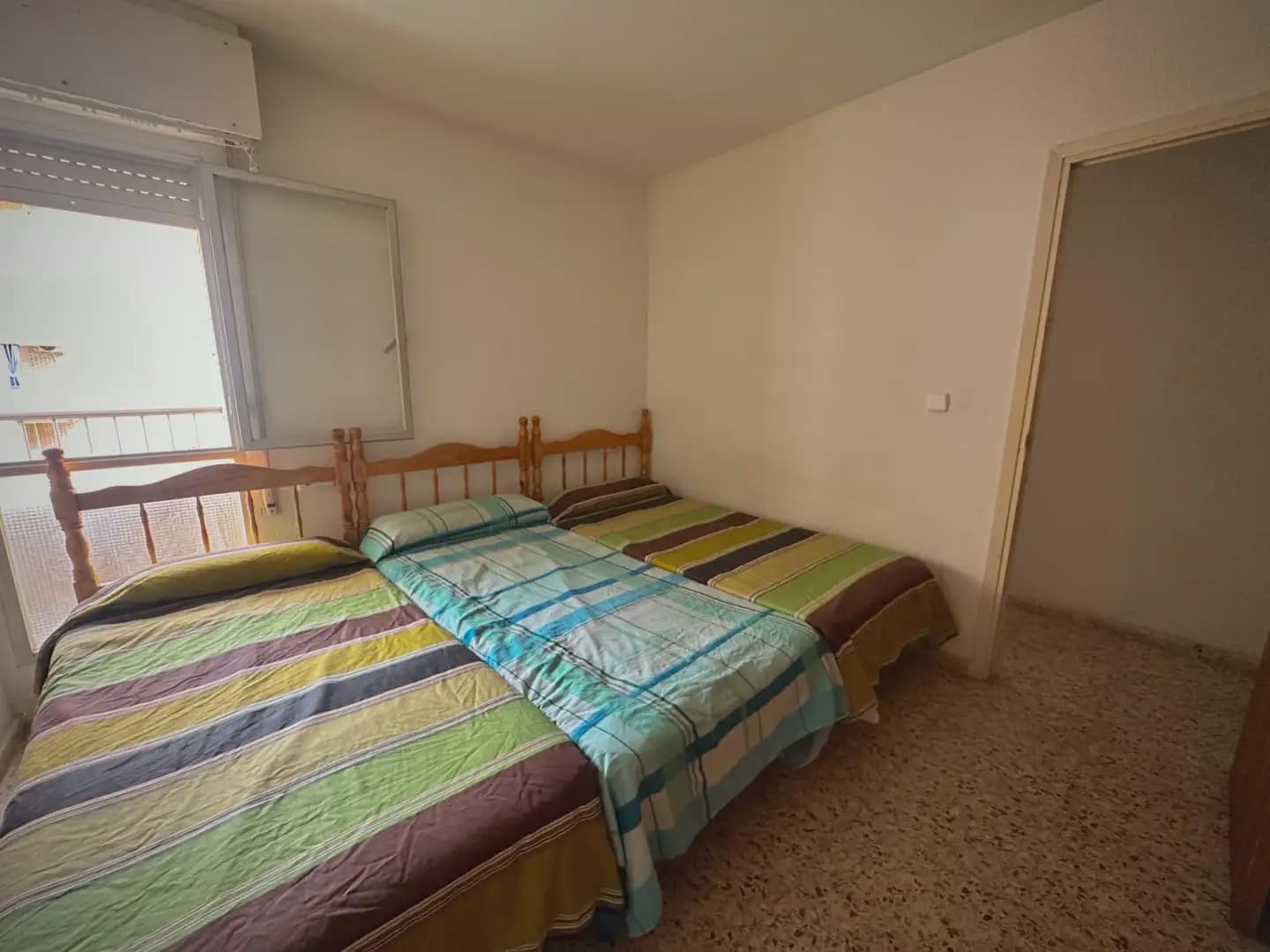 3 camera da letto Appartamento da affittare in Torrevieja con garage - 1.200 € (Rif: 10036022)
