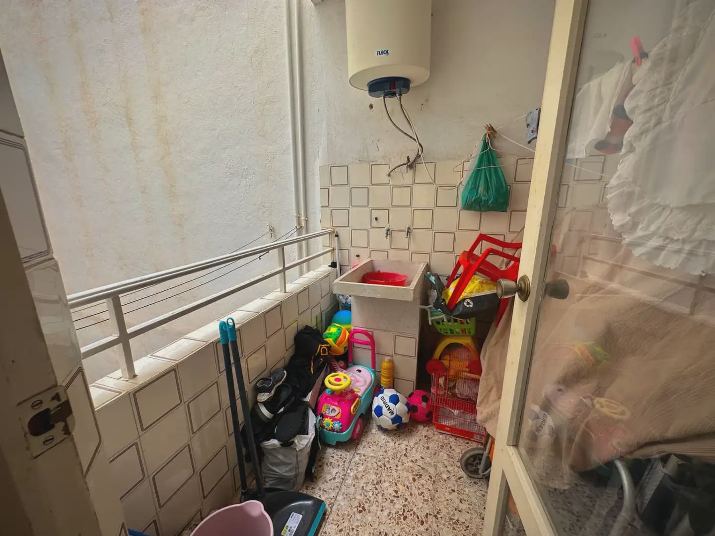 3 camera da letto Appartamento da affittare in Torrevieja con garage - 1.200 € (Rif: 10036022)