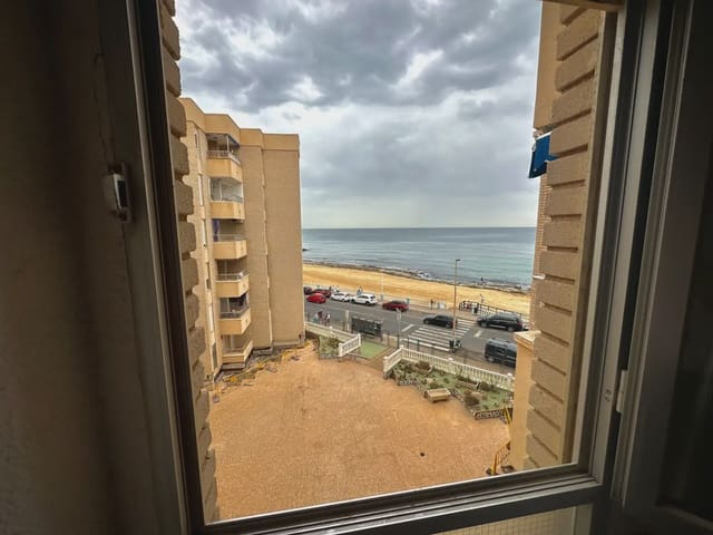 3 soveværelse Lejlighed til leje i Playa de los Locos, Torrevieja med garage - € 1.200 (Ref: 10036022)