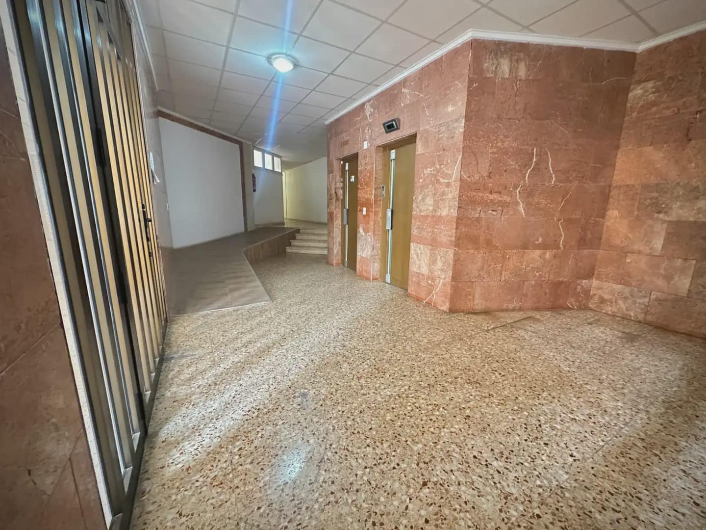 3 camera da letto Appartamento da affittare in Torrevieja con garage - 1.200 € (Rif: 10036022)