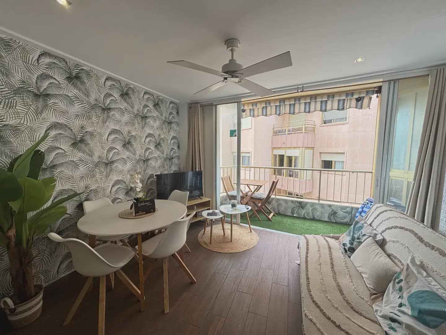 1 soverom Leilighet til salgs i Santa Pola - € 209 990 (Ref: 10044155)