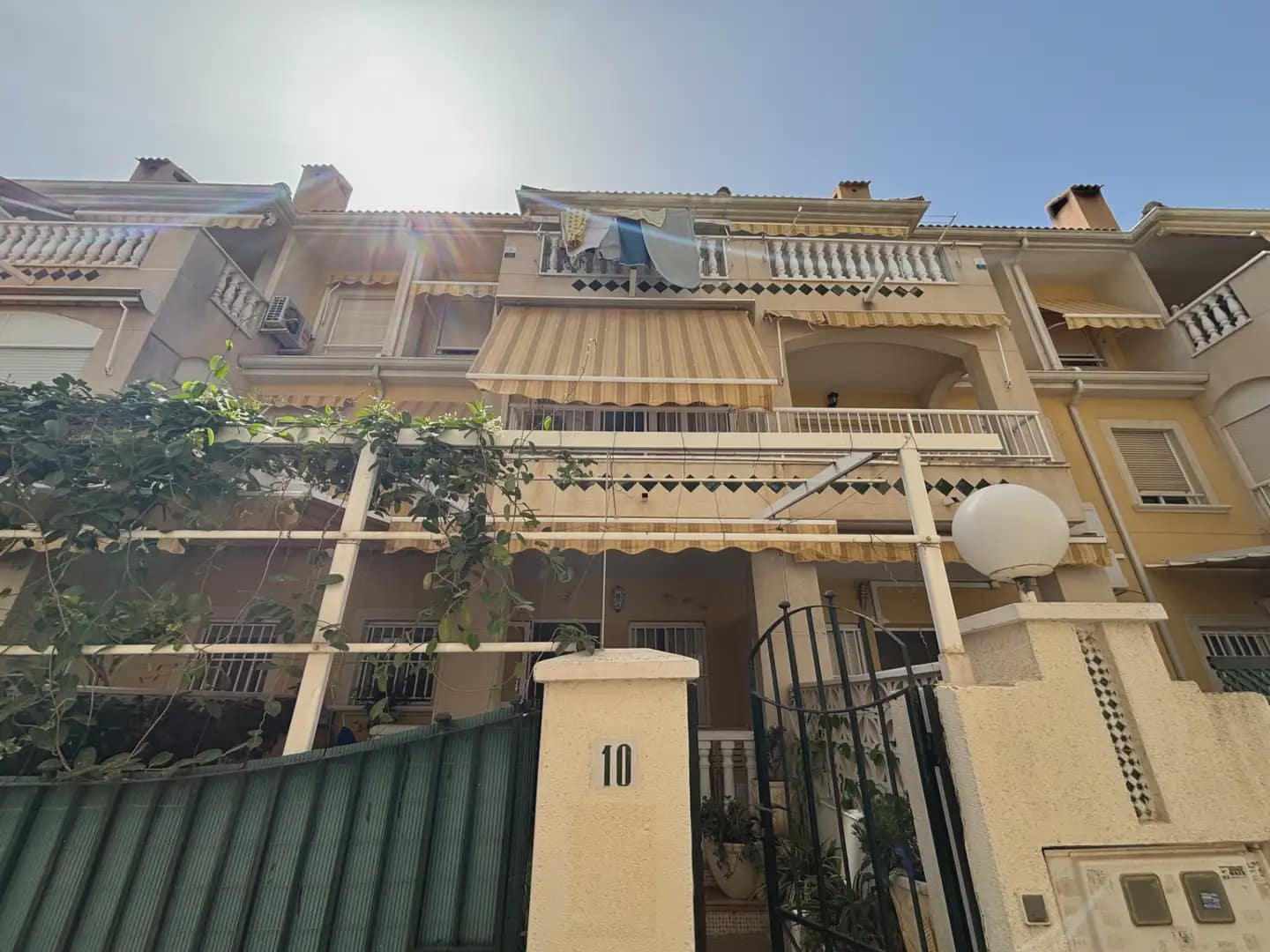 2 makuuhuone Bungalow myytävänä paikassa Santa Pola - 210 000 € (Ref: 10044210)