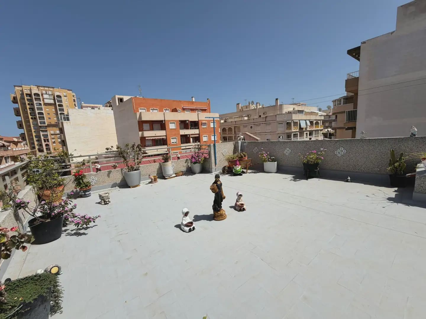 3 bedroom Townhouse for sale in Torrevieja with garage - € 219,990 (Ref: 10048475)