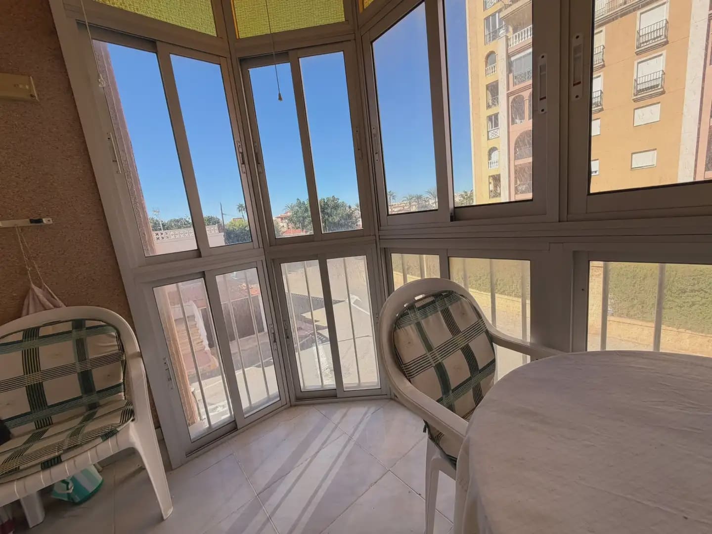 Flat te koop in Torrevieja - € 77.990 (Ref: 10077276)